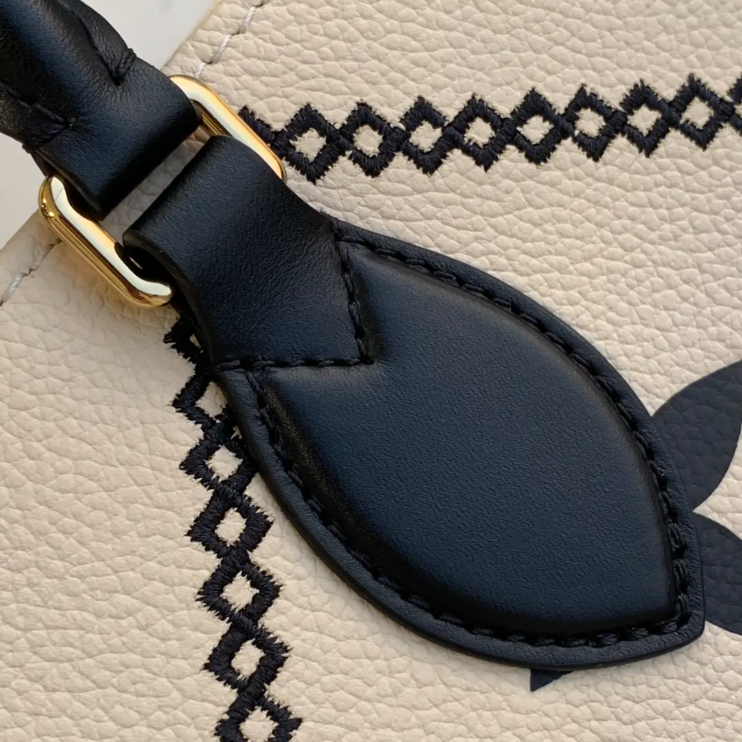 LOUIS VUITTON ONTHEGO MM EMBROIDERED GRAINED COWHIDE LEATHER CREME M46016_5 LOUIS VUITTON ONTHEGO MM EMBROIDERED GRAINED COWHIDE LEATHER CREME M46016 5