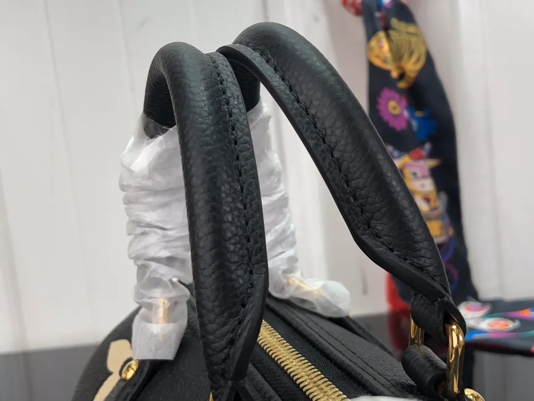 LOUIS VUITTON PAPILLON BB BICOLOR MONOGRAM LEATHER BLACK M45980_8 LOUIS VUITTON PAPILLON BB BICOLOR MONOGRAM LEATHER BLACK M45980 8