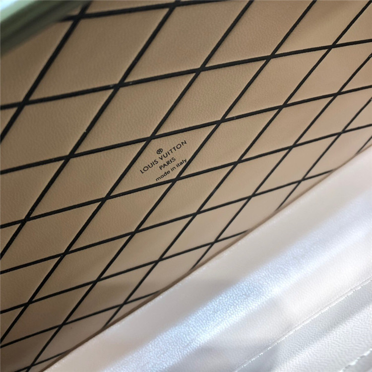 LOUIS-VUITTON-PETITE-MALLE-EPI-LEATHER-KAKI-GREEN-M53828_9 LOUIS VUITTON PETITE MALLE EPI LEATHER KAKI GREEN M53828 9