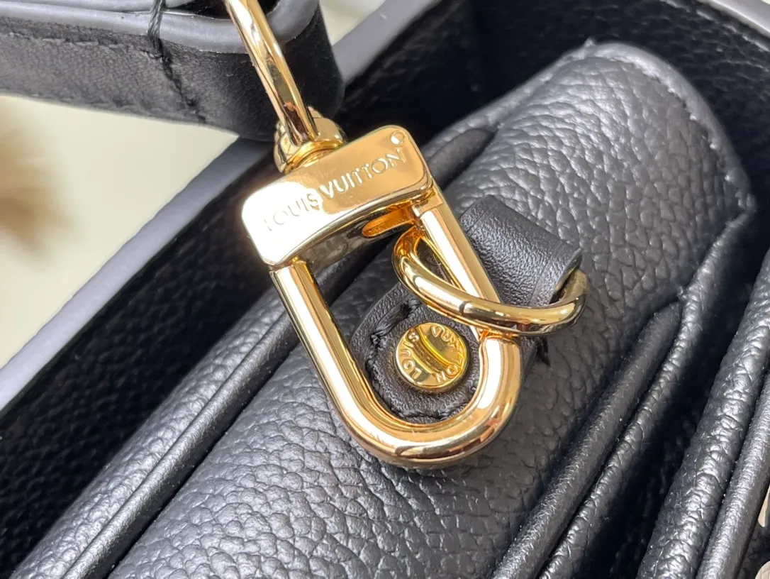 LOUIS VUITTON POCHETTE MÉTIS GRAINED COWHIDE LEATHER HANDBAG BLACK M46028_7 LOUIS VUITTON POCHETTE METIS GRAINED COWHIDE LEATHER HANDBAG BLACK M46028 7