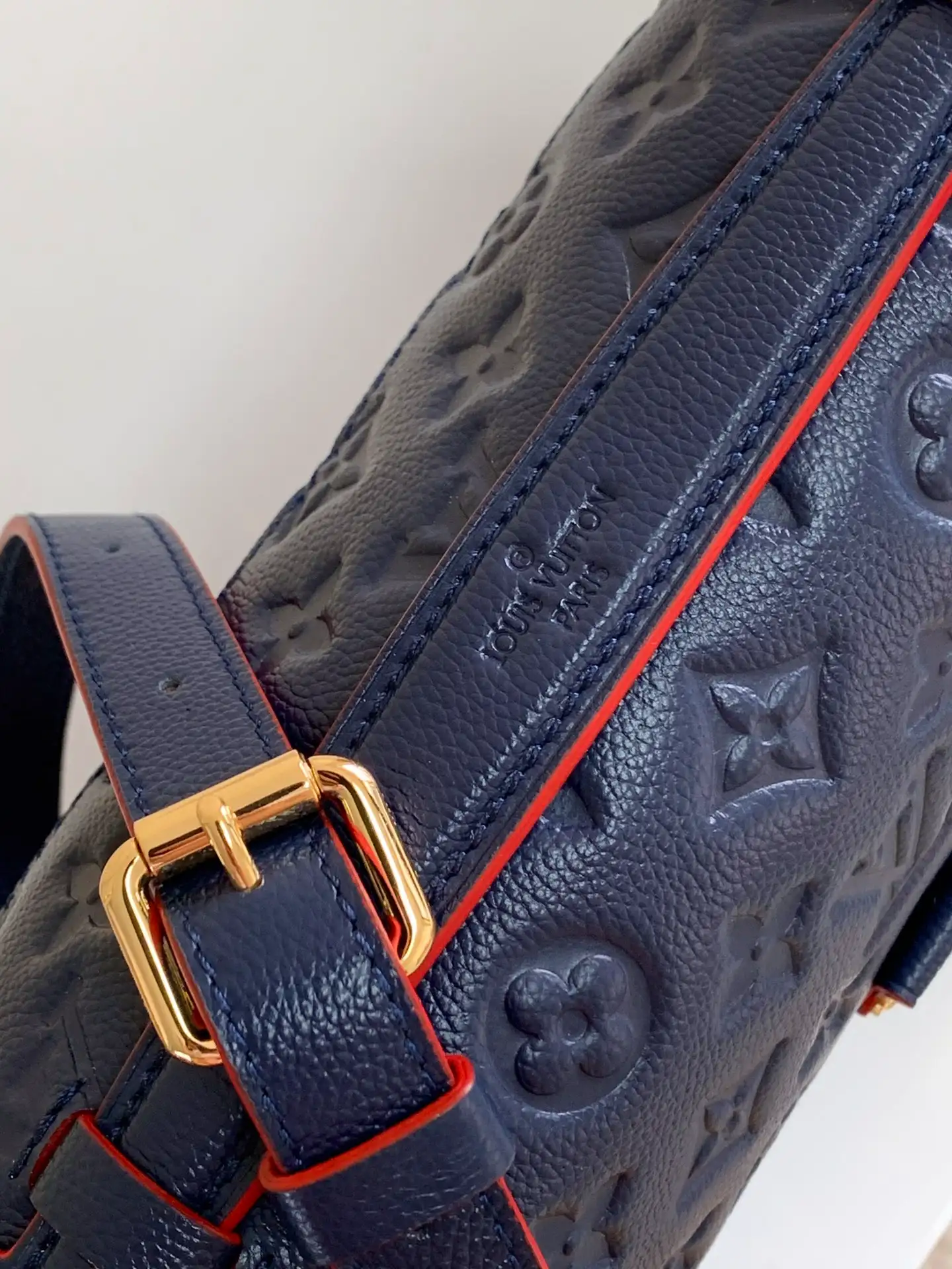 LOUIS VUITTON POCHETTE MÉTIS HANDBAG GRAINED COWHIDE LEATHER BLUE M44071_8 LOUIS VUITTON POCHETTE METIS HANDBAG GRAINED COWHIDE LEATHER BLUE M44071 8