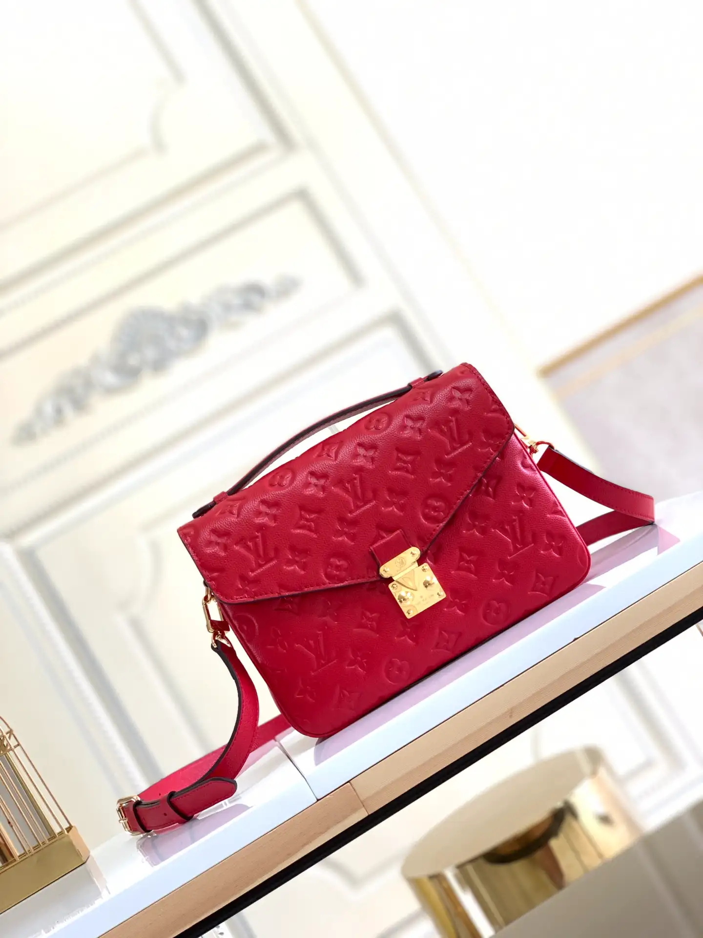 LOUIS VUITTON POCHETTE MÉTIS HANDBAG GRAINED COWHIDE LEATHER RED M44155_1 LOUIS VUITTON POCHETTE METIS HANDBAG GRAINED COWHIDE LEATHER RED M44155 1