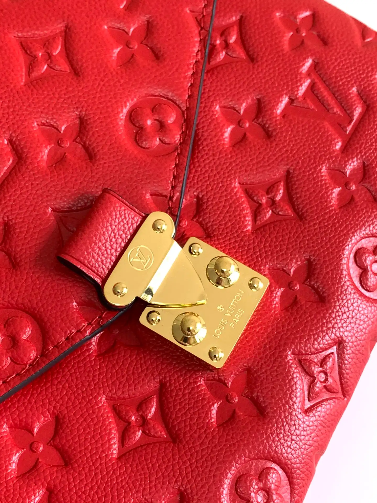 LOUIS VUITTON POCHETTE MÉTIS HANDBAG GRAINED COWHIDE LEATHER RED M44155_6 LOUIS VUITTON POCHETTE METIS HANDBAG GRAINED COWHIDE LEATHER RED M44155 6