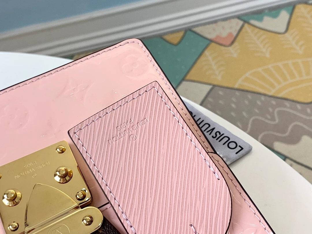 LOUIS VUITTON SPRING STREET HANDBAG DEBOSSED MONOGRAM VERNIS LEATHER PINK M90468_7 LOUIS VUITTON SPRING STREET HANDBAG DEBOSSED MONOGRAM VERNIS LEATHER PINK M90468 7