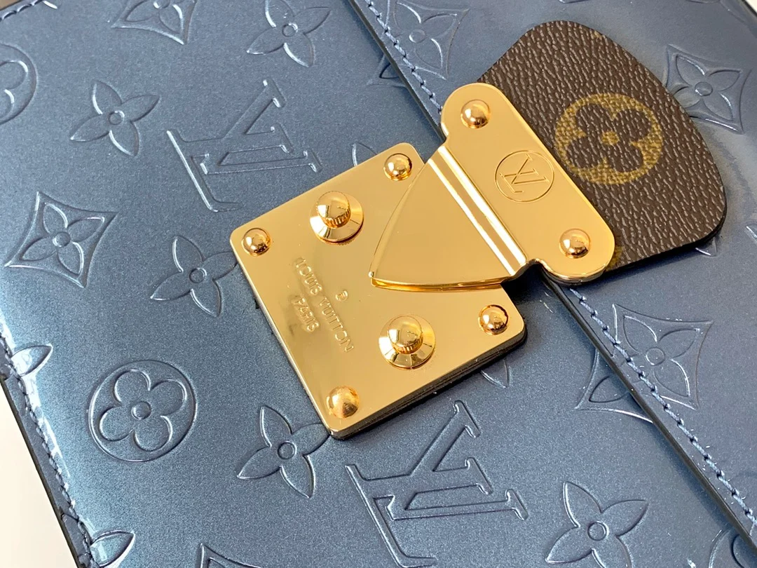 LOUIS-VUITTON-SPRING-STREET-MONOGRAM-VERNIS-BLUE-M90373_6 LOUIS VUITTON SPRING STREET MONOGRAM VERNIS BLUE M90373 6