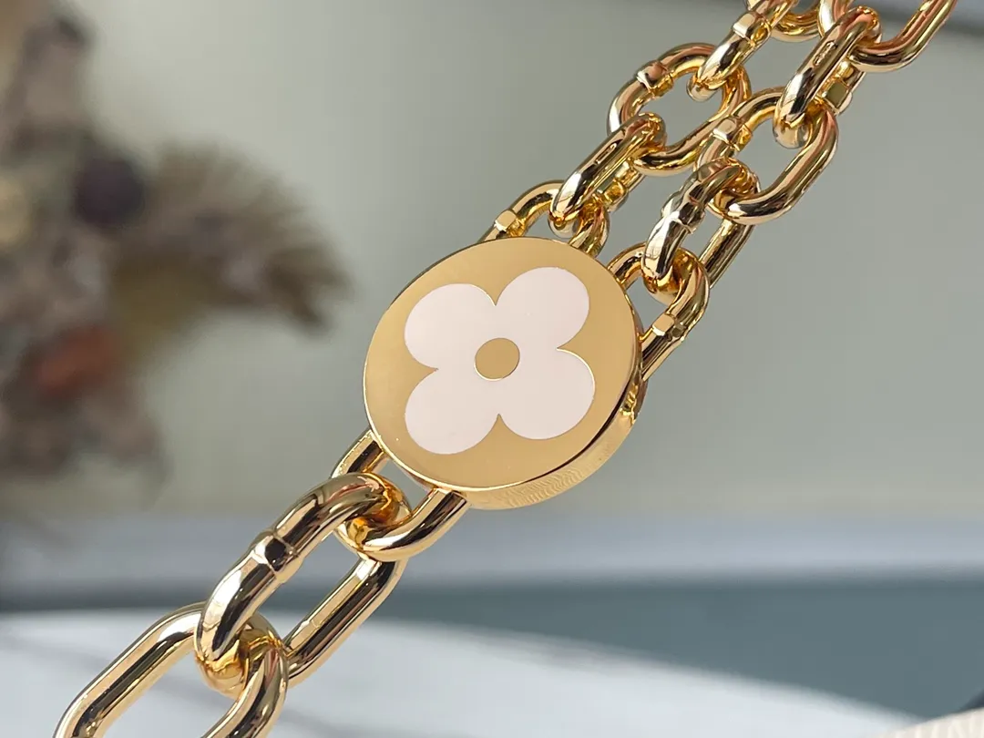 LOUIS VUITTON TWIST MM HANDBAG EPI GRAINED LEATHER QUARTZ WHITE M59403_8 LOUIS VUITTON TWIST MM HANDBAG EPI GRAINED LEATHER QUARTZ WHITE M59403 8