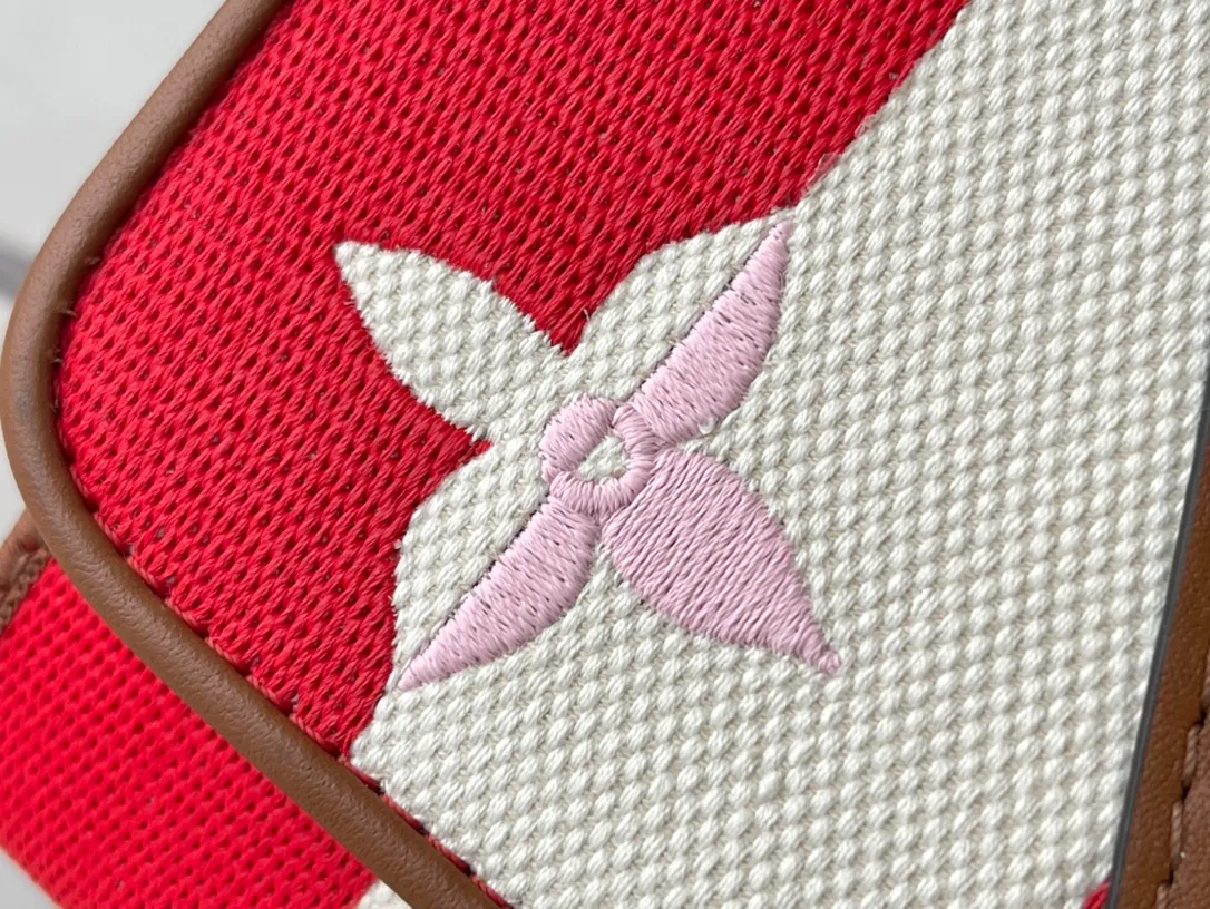 LOUIS VUITTON TWIST PM HANDBAG EMBROIDERED CANVAS AND CALF LEATHER RED M57722_08 LOUIS VUITTON TWIST PM HANDBAG EMBROIDERED CANVAS AND CALF LEATHER RED M57722 08