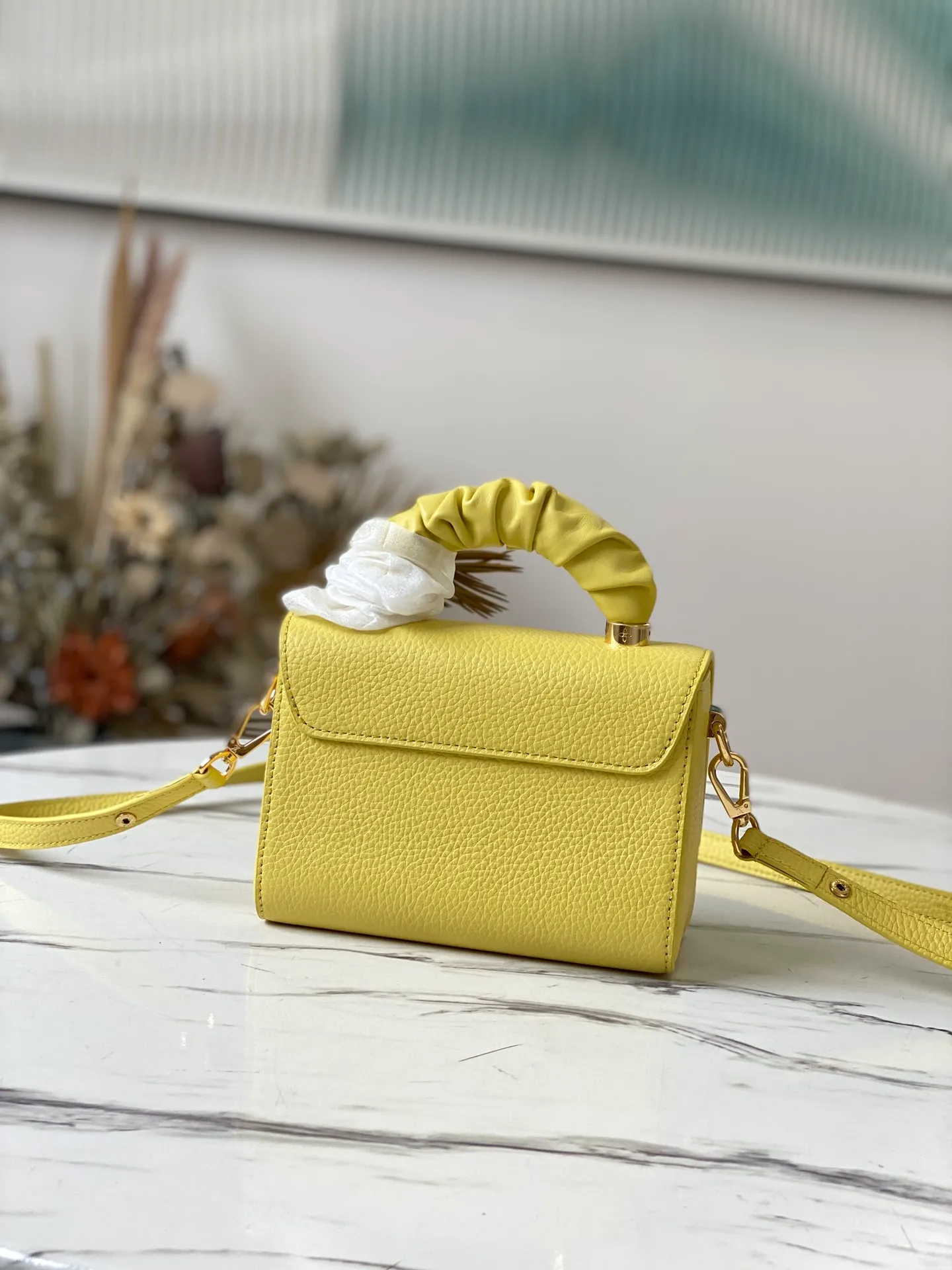 LOUIS VUITTON TWIST PM HANDBAG TAURILLON LEATHER SMOOTH CALFSKIN YELLOW M58571_3 LOUIS VUITTON TWIST PM HANDBAG TAURILLON LEATHER SMOOTH CALFSKIN YELLOW M58571 3