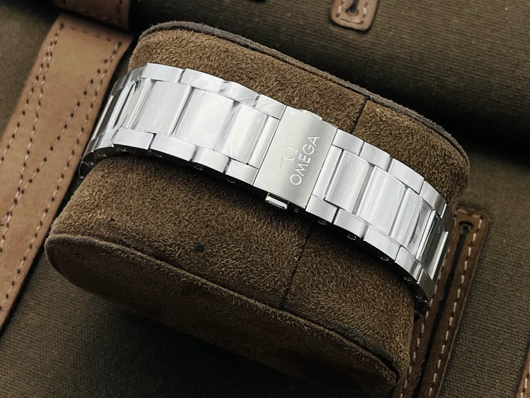 OMEGA-SEAMASTER-AQUA-TERRA-43-WORLDTIMER-STAINLESS-STEEL-220.10.43.22.03.001_8 OMEGA SEAMASTER AQUA TERRA 43 WORLDTIMER STAINLESS STEEL 220.10.43.22.03.001 8