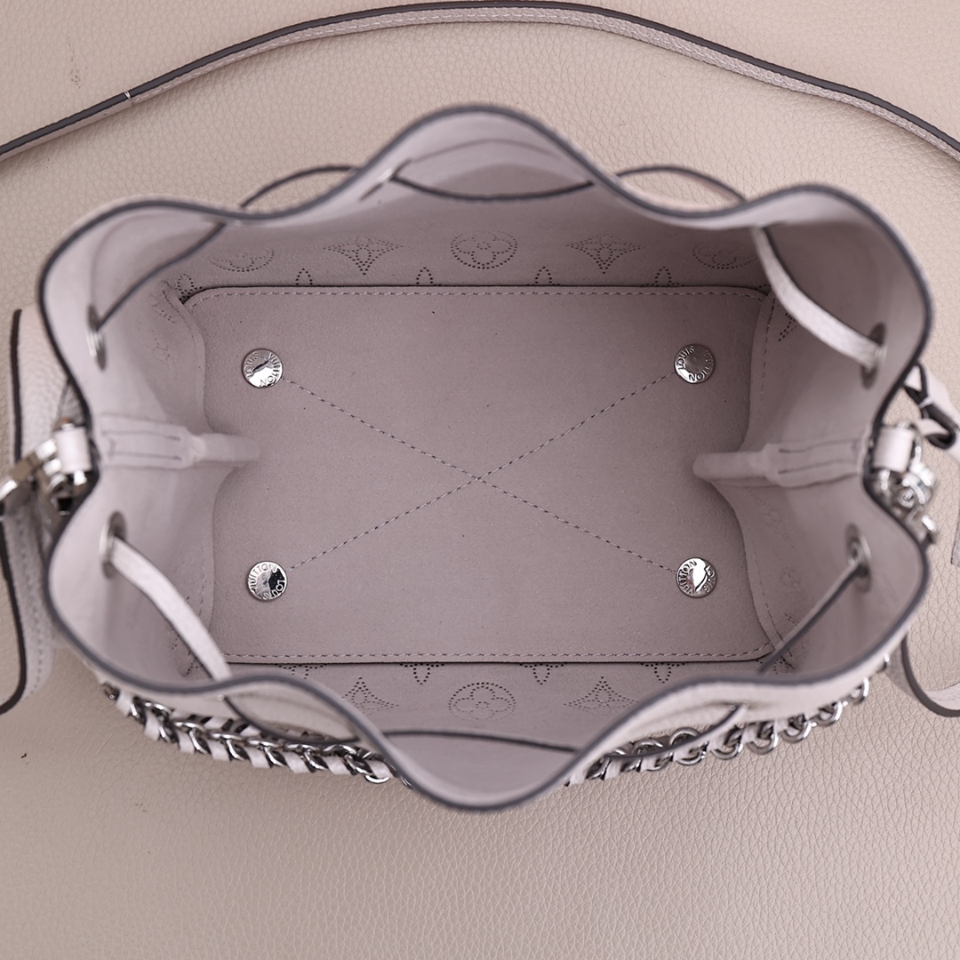 louis-vuitton-bella-mahina-leather-handbags-M58791_5 louis vuitton bella mahina leather handbags M58791 5