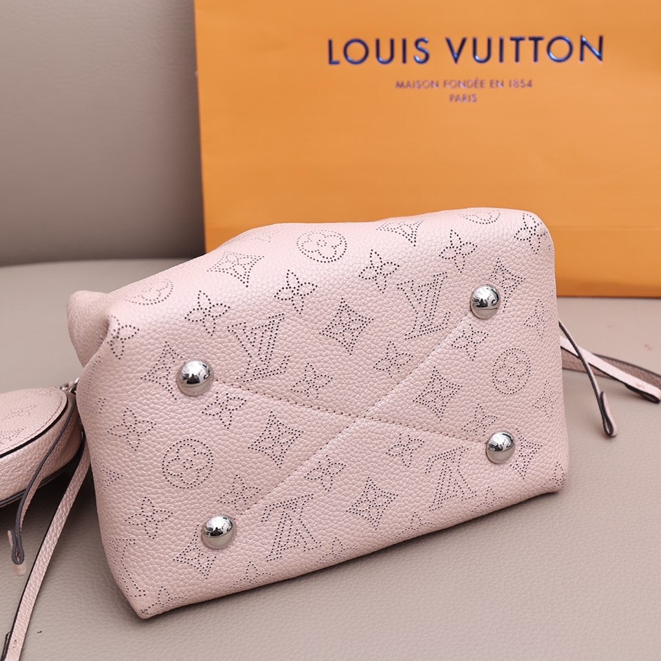 louis-vuitton-bella-mahina-leather-handbags-M58792_6 louis vuitton bella mahina leather handbags M58792 6