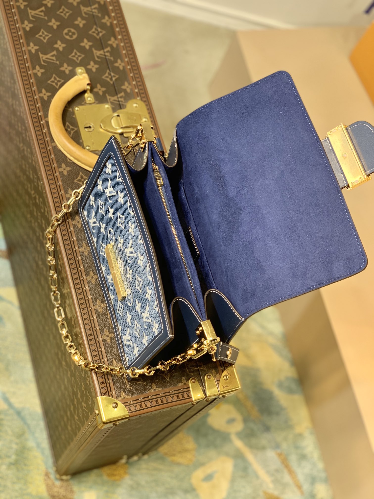 louis-vuitton-dauphine-mm-handbags-M59631_5 louis vuitton dauphine mm handbags M59631 5