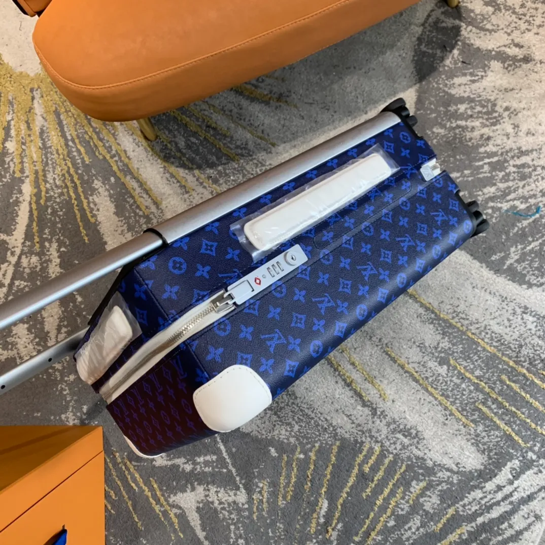 louis-vuitton-horizon-55-monogram-other-travel-M45880_8 louis vuitton horizon 55 monogram other travel M45880 8