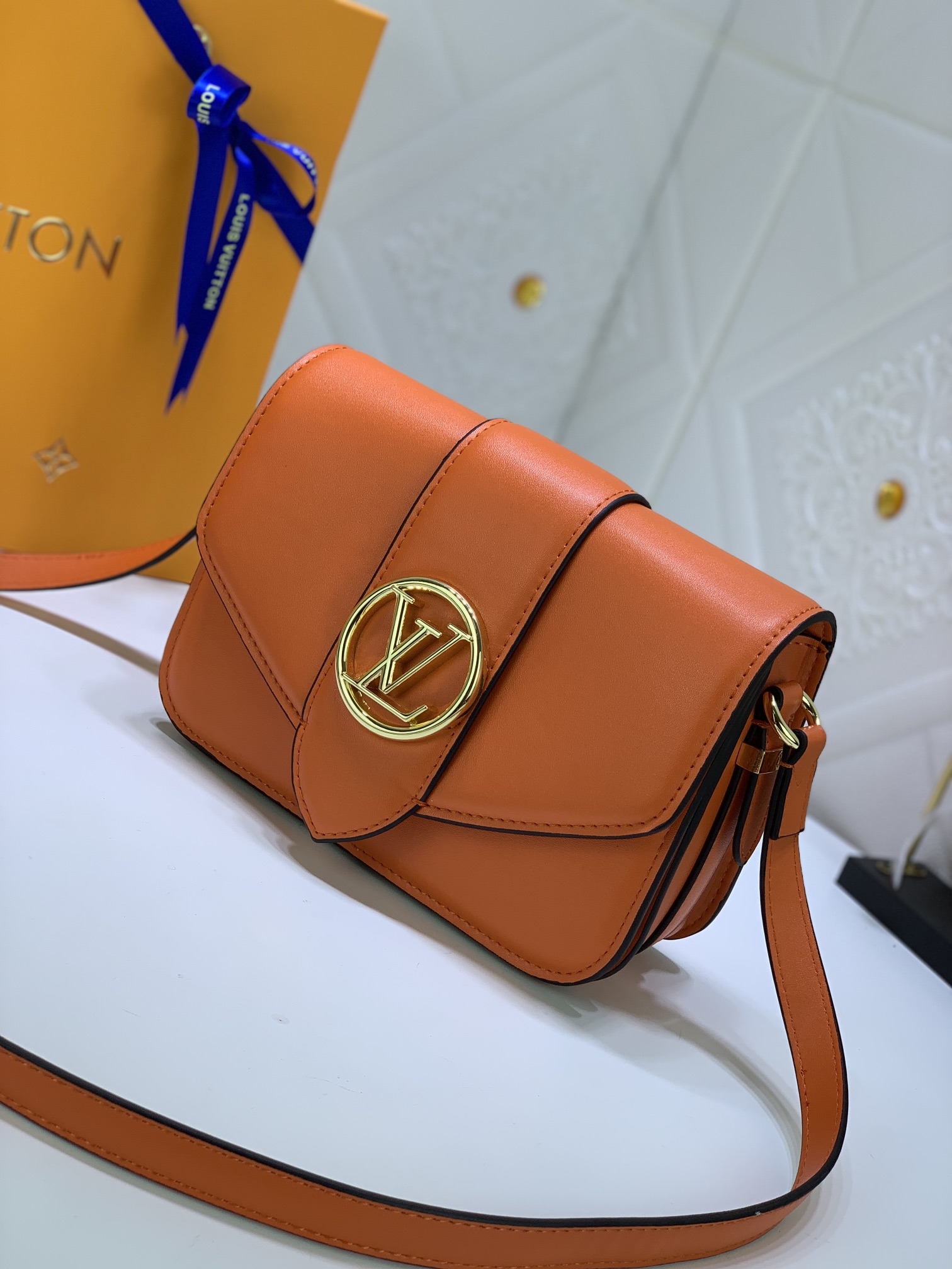 louis-vuitton-lv-pont-9-smooth-calfskin-leather-handbags-M56456_2 louis vuitton lv pont 9 smooth calfskin leather handbags M56456 2