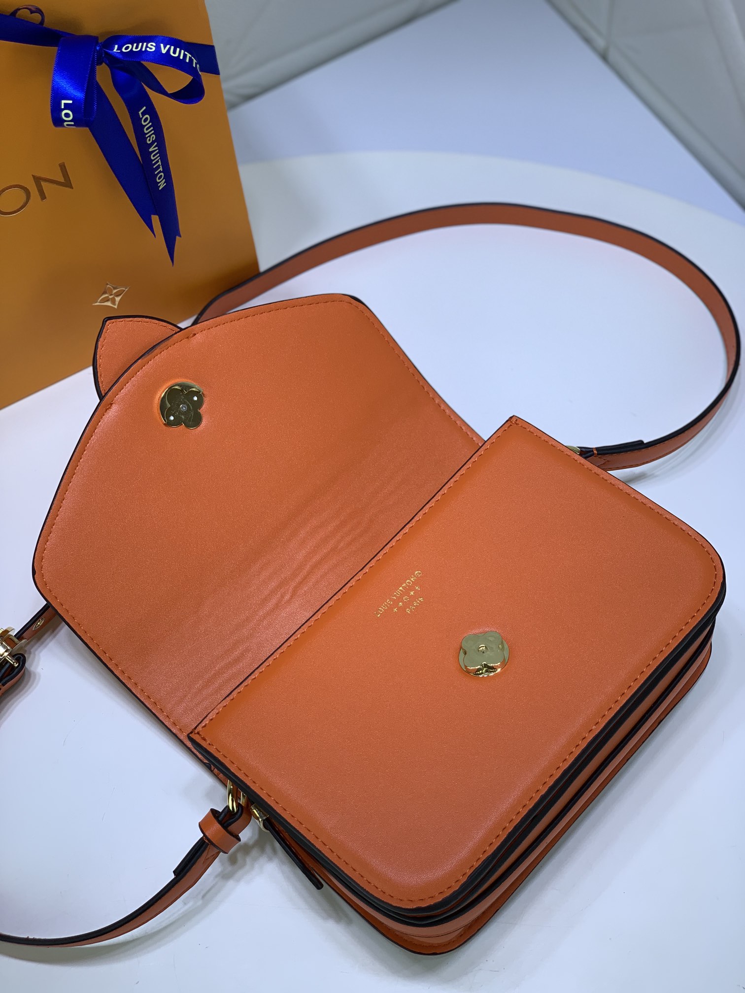 louis-vuitton-lv-pont-9-smooth-calfskin-leather-handbags-M56456_7 louis vuitton lv pont 9 smooth calfskin leather handbags M56456 7