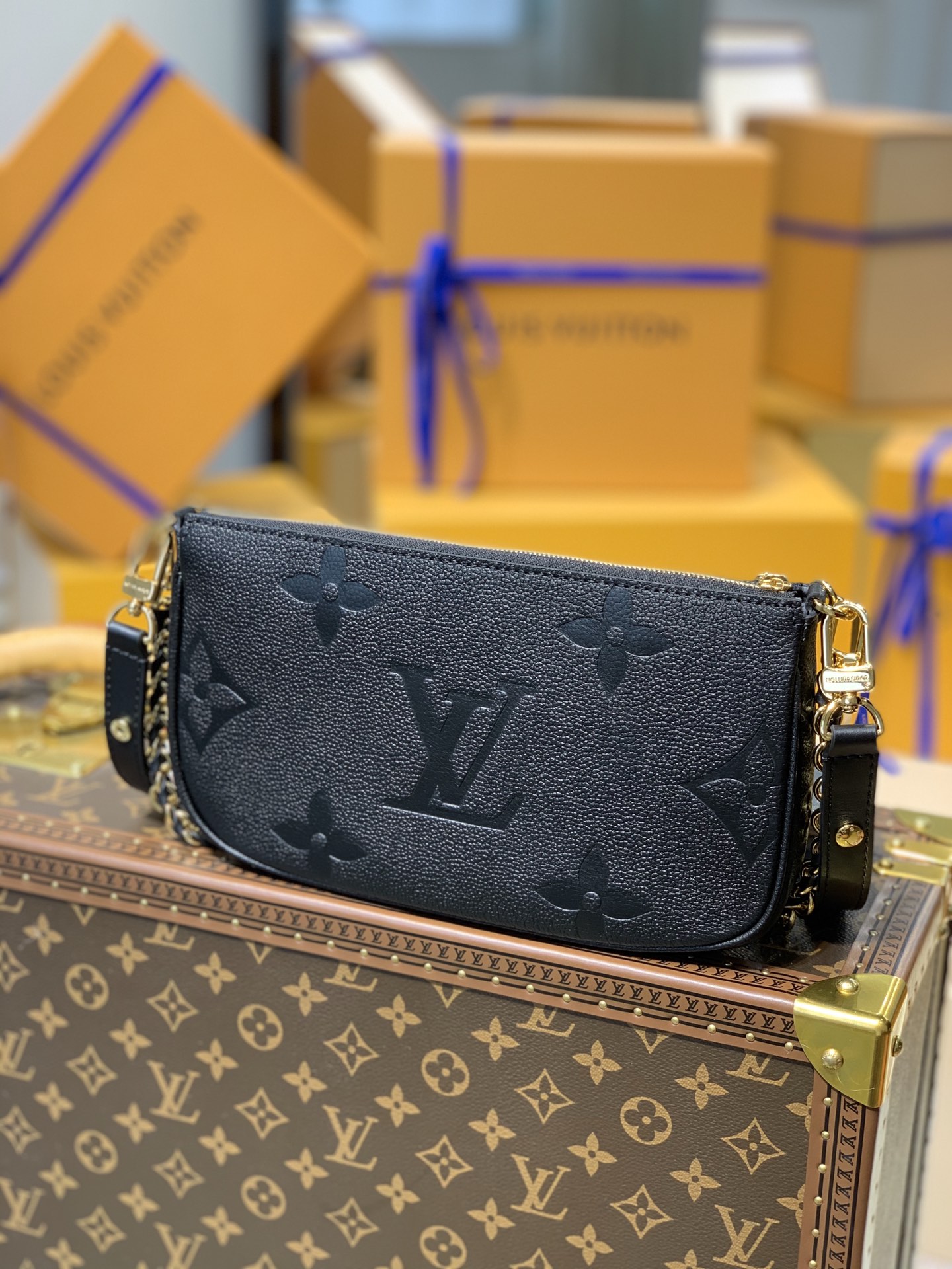 louis-vuitton-multi-pochette-accessoires-monogram-empreinte-leather-handbags-M80399_2 louis vuitton multi pochette accessoires monogram empreinte leather handbags M80399 2
