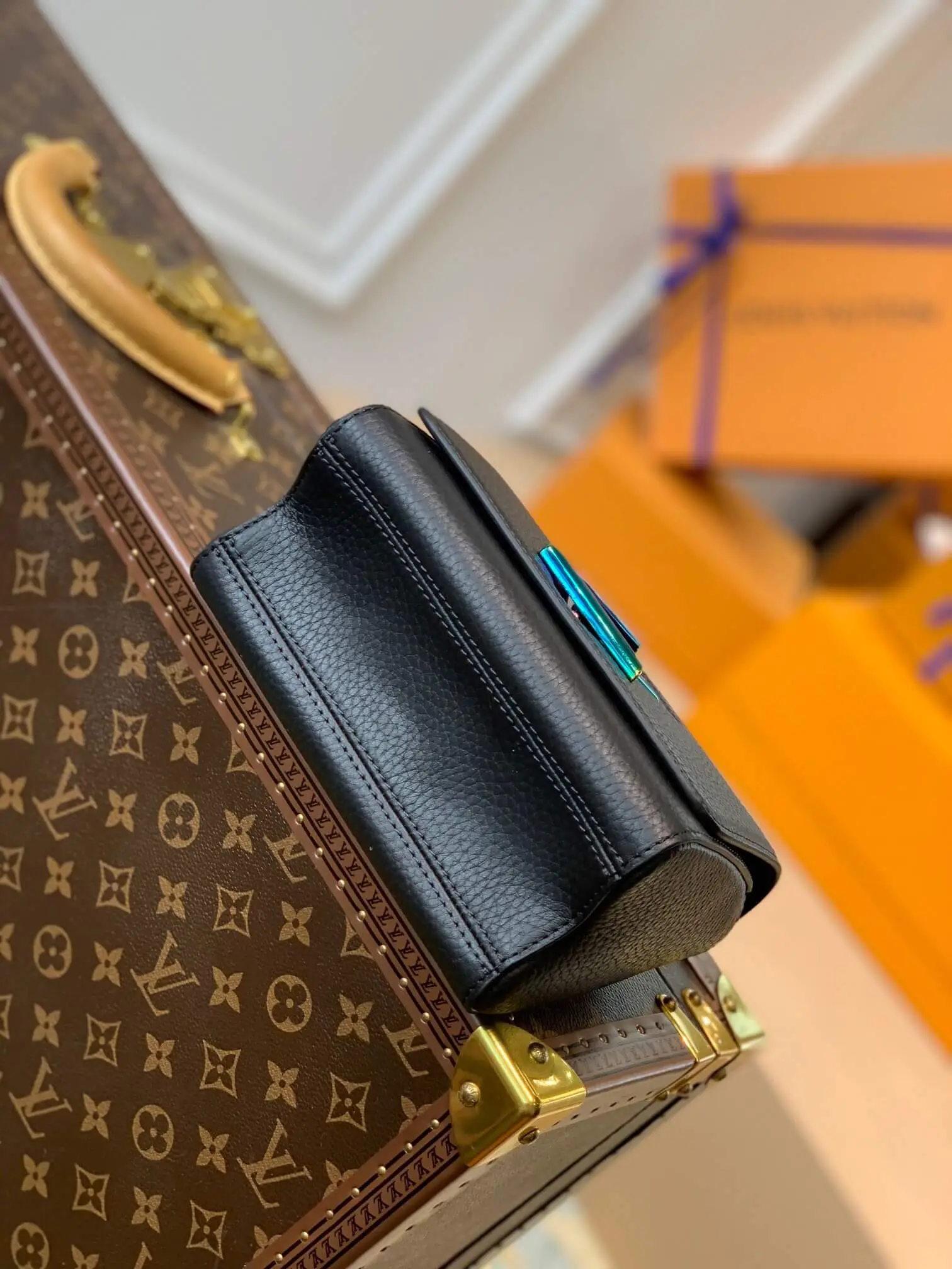 louis-vuitton-twist-mini-epi-leather-handbags-M58597_4 louis vuitton twist mini epi leather handbags M58597 4