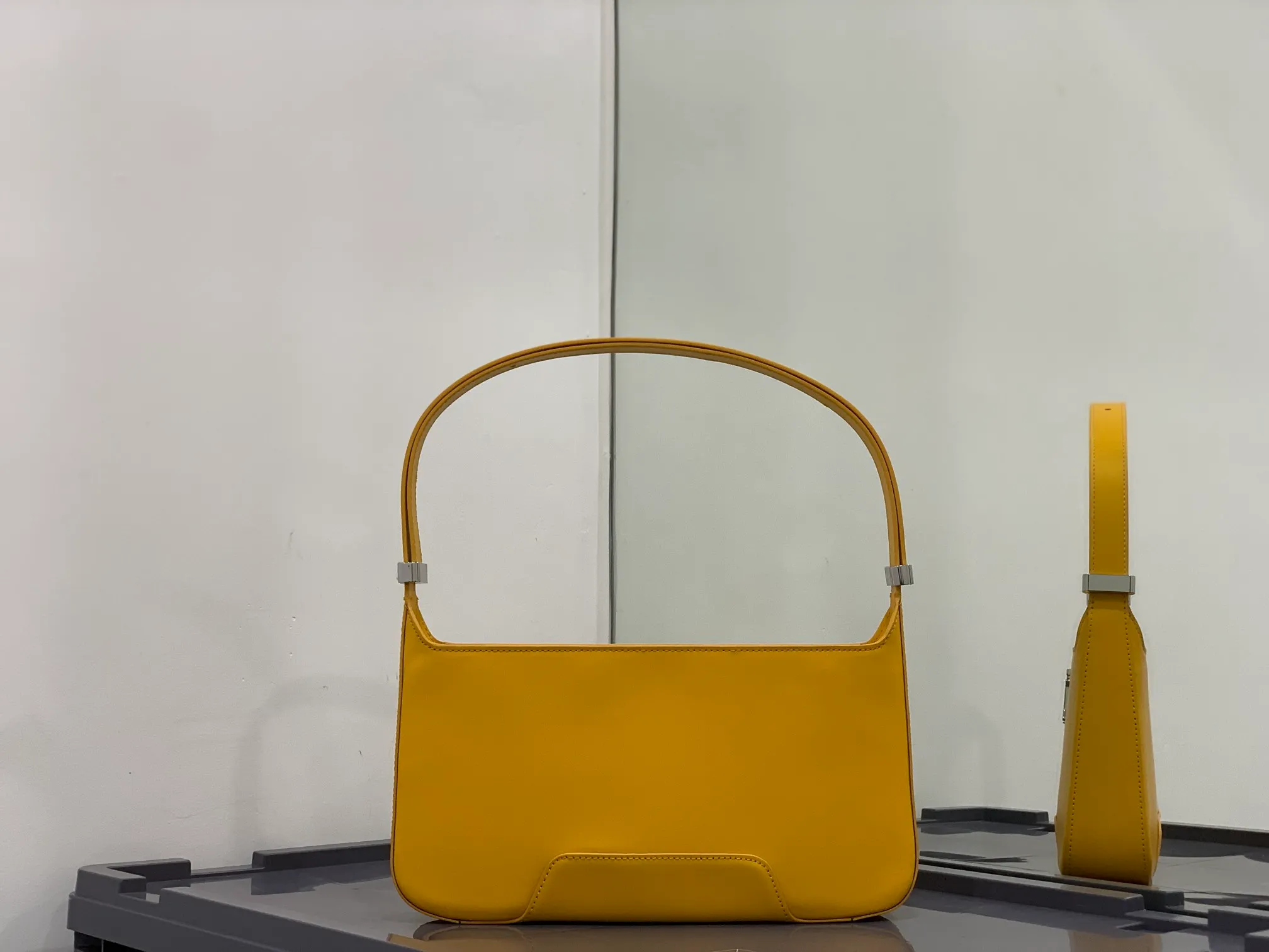 BURBERRY-LEATHER-TB-SHOULDER-BAG-ORANGE-80522401_3 BURBERRY LEATHER TB SHOULDER BAG ORANGE 80522401 3