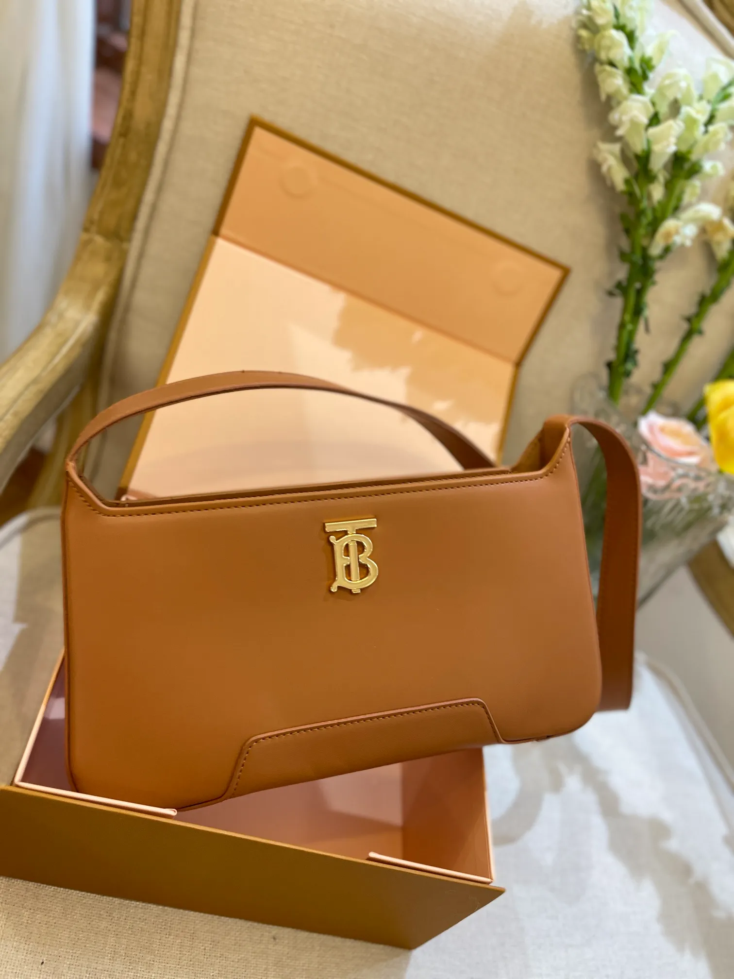 BURBERRY-LEATHER-TB-SHOULDER-BAG-WARM-TAN-80462511_4 BURBERRY LEATHER TB SHOULDER BAG WARM TAN 80462511 4