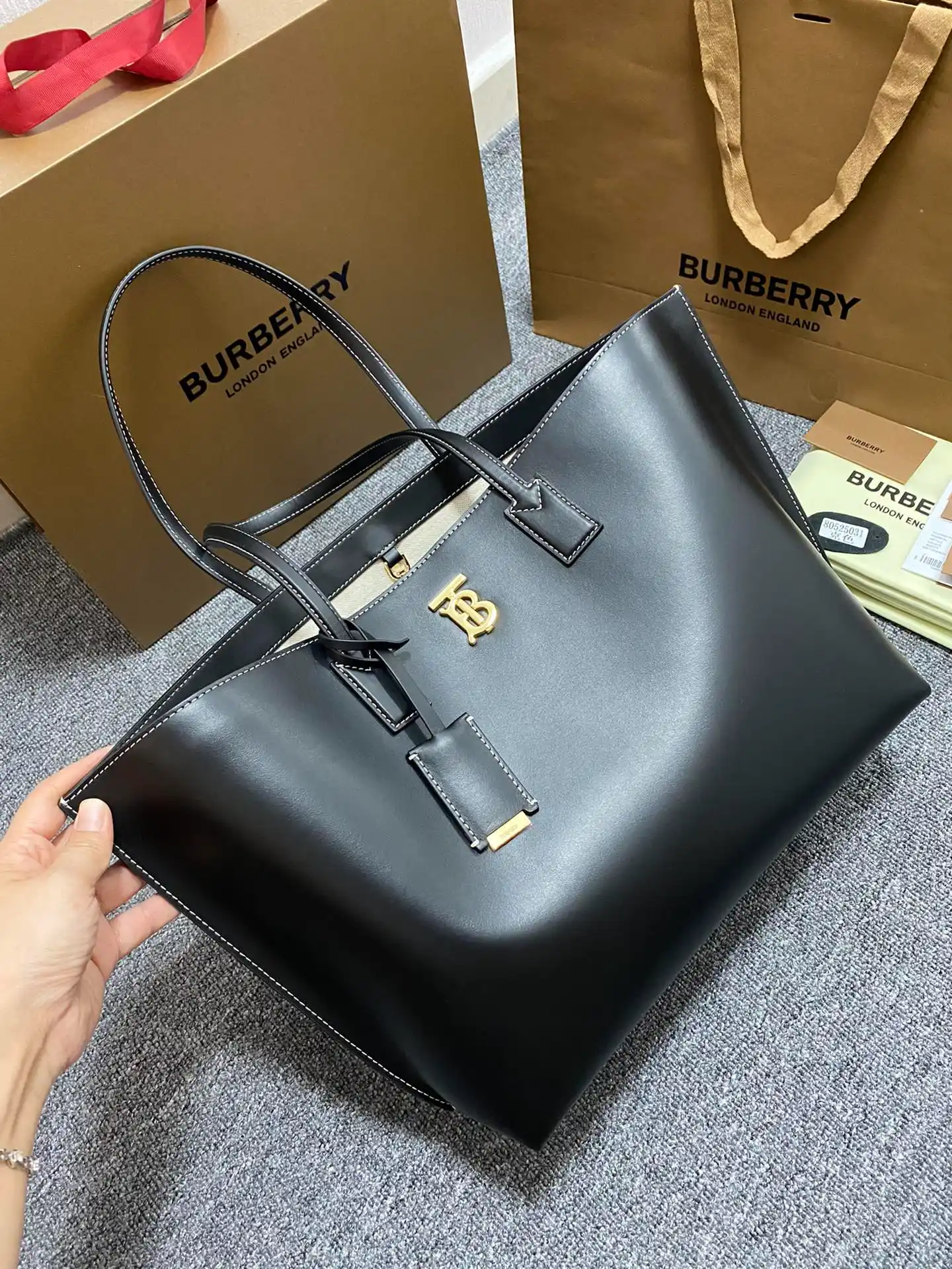 BURBERRY-MEDIUM-MONOGRAM-MOTIF-LEATHER-TOTE-BLACK-80527261_1 BURBERRY MEDIUM MONOGRAM MOTIF LEATHER TOTE BLACK 80527261 1
