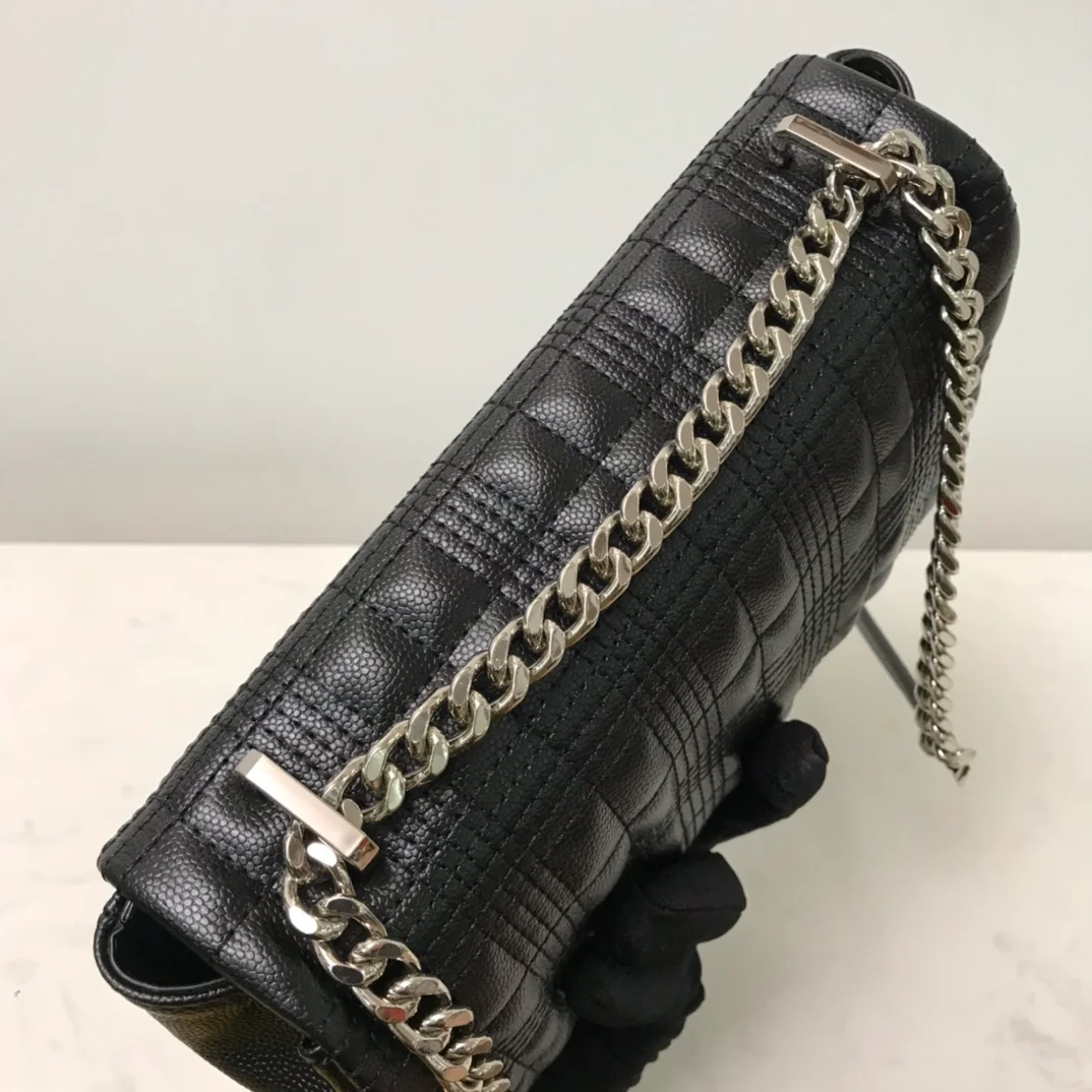 BURBERRY-SMALL-QUILTED-LAMBSKIN-LOLA-BAG-BLACK-80490061_4 BURBERRY SMALL QUILTED LAMBSKIN LOLA BAG BLACK 80490061 4