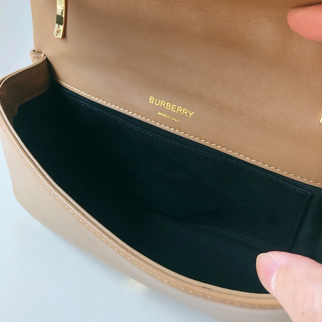 BURBERRY-SMALL-QUILTED-LAMBSKIN-LOLA-BAG-CAMEL-LIGHT-GOLD-80208481_08 BURBERRY SMALL QUILTED LAMBSKIN LOLA BAG CAMEL LIGHT GOLD 80208481 08