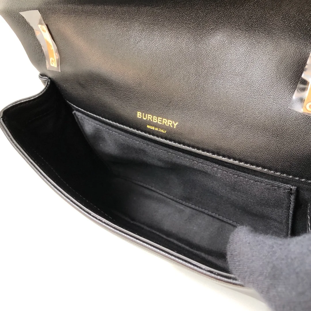 BURBERRY-SMALL-QUILTED-LAMBSKIN-LOLA-BAG-GOLD-BLACK-LIGHT-GOLD-80214921_08 BURBERRY SMALL QUILTED LAMBSKIN LOLA BAG GOLD BLACK LIGHT GOLD 80214921 08