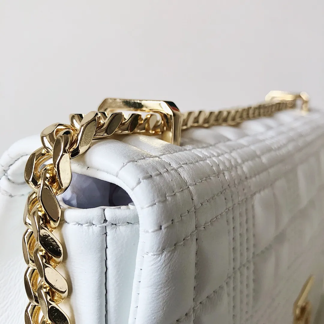 BURBERRY-SMALL-QUILTED-LAMBSKIN-LOLA-BAG-WHITE-80211061_03 BURBERRY SMALL QUILTED LAMBSKIN LOLA BAG WHITE 80211061 03