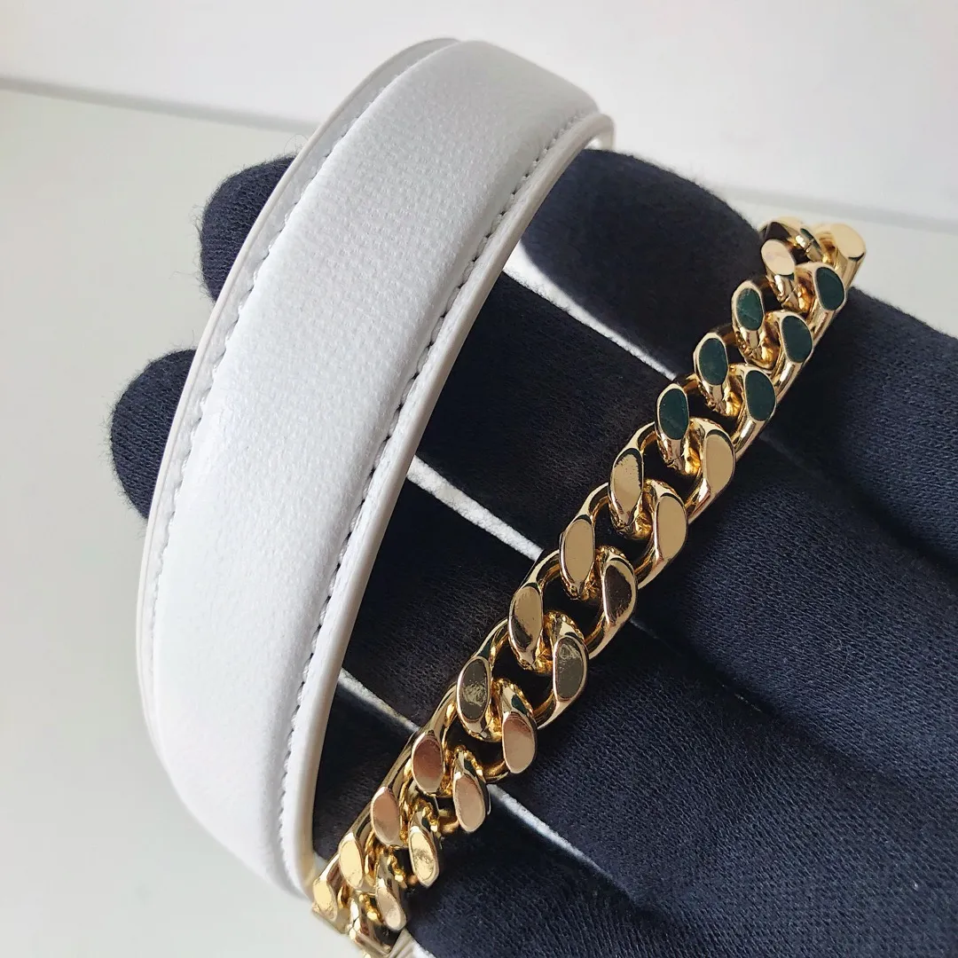 BURBERRY-SMALL-QUILTED-LAMBSKIN-LOLA-BAG-WHITE-80211061_09 BURBERRY SMALL QUILTED LAMBSKIN LOLA BAG WHITE 80211061 09