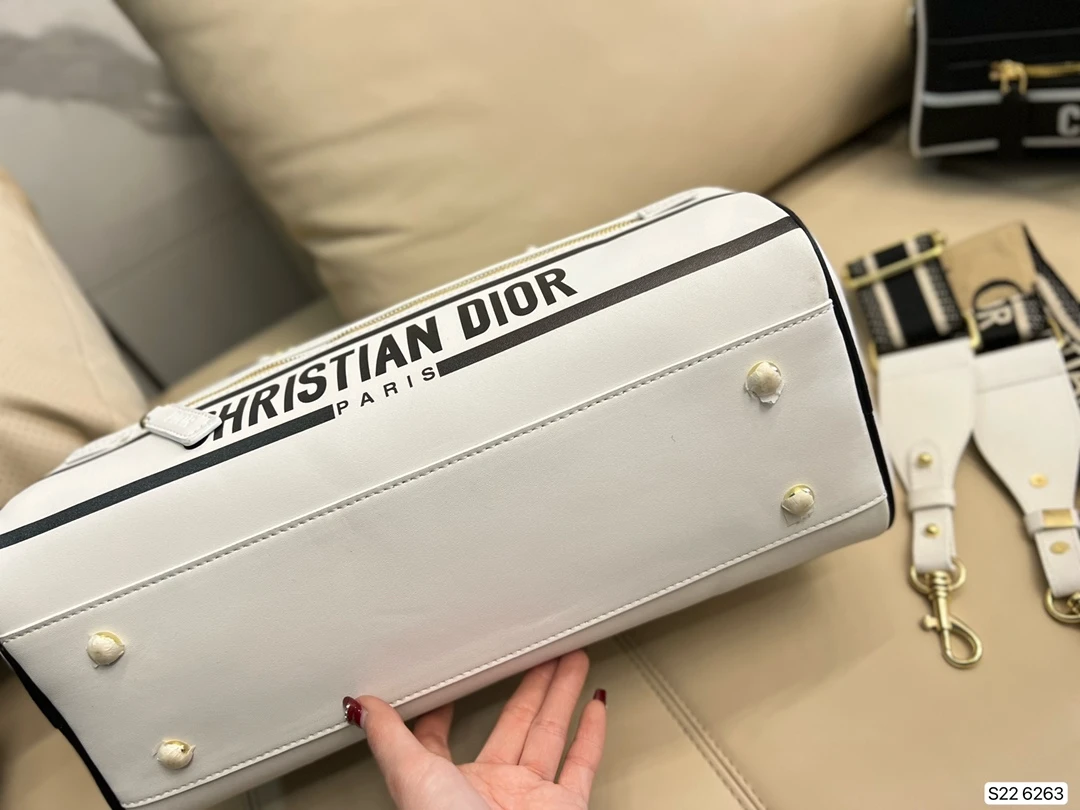 DIOR-MEDIUM-DIOR-VIBE-ZIP-BOWLING-BAG-WHITE-SMOOTH-CALFSKIN-M6202OOBR_M879_6 DIOR MEDIUM DIOR VIBE ZIP BOWLING BAG WHITE SMOOTH CALFSKIN M6202OOBR M879 6