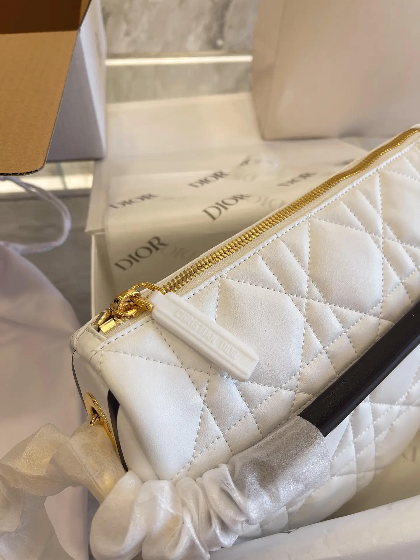 DIOR-SMALL-DIOR-VIBE-HOBO-BAG-WHITE-CANNAGE-LAMBSKIN-M7200ONOA_M879_4 DIOR SMALL DIOR VIBE HOBO BAG WHITE CANNAGE LAMBSKIN M7200ONOA M879 4