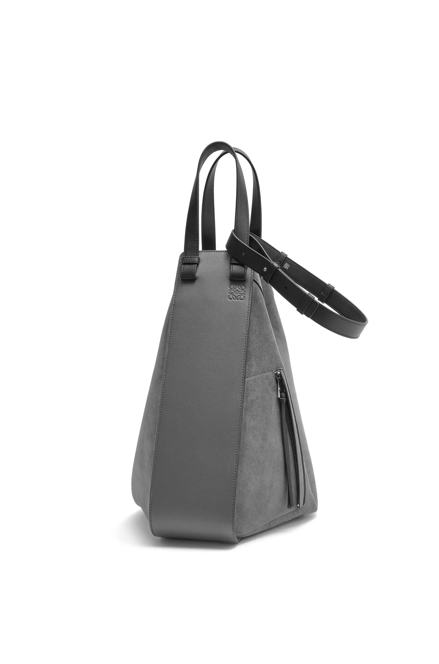 LOEWE-HAMMOCK-TOTE-BAG-IN-CALFSKIN-AND-SUEDE-ANTHRACITE-A538H02X01-1110_3 LOEWE HAMMOCK TOTE BAG IN CALFSKIN AND SUEDE ANTHRACITE A538H02X01 1110 3 scaled