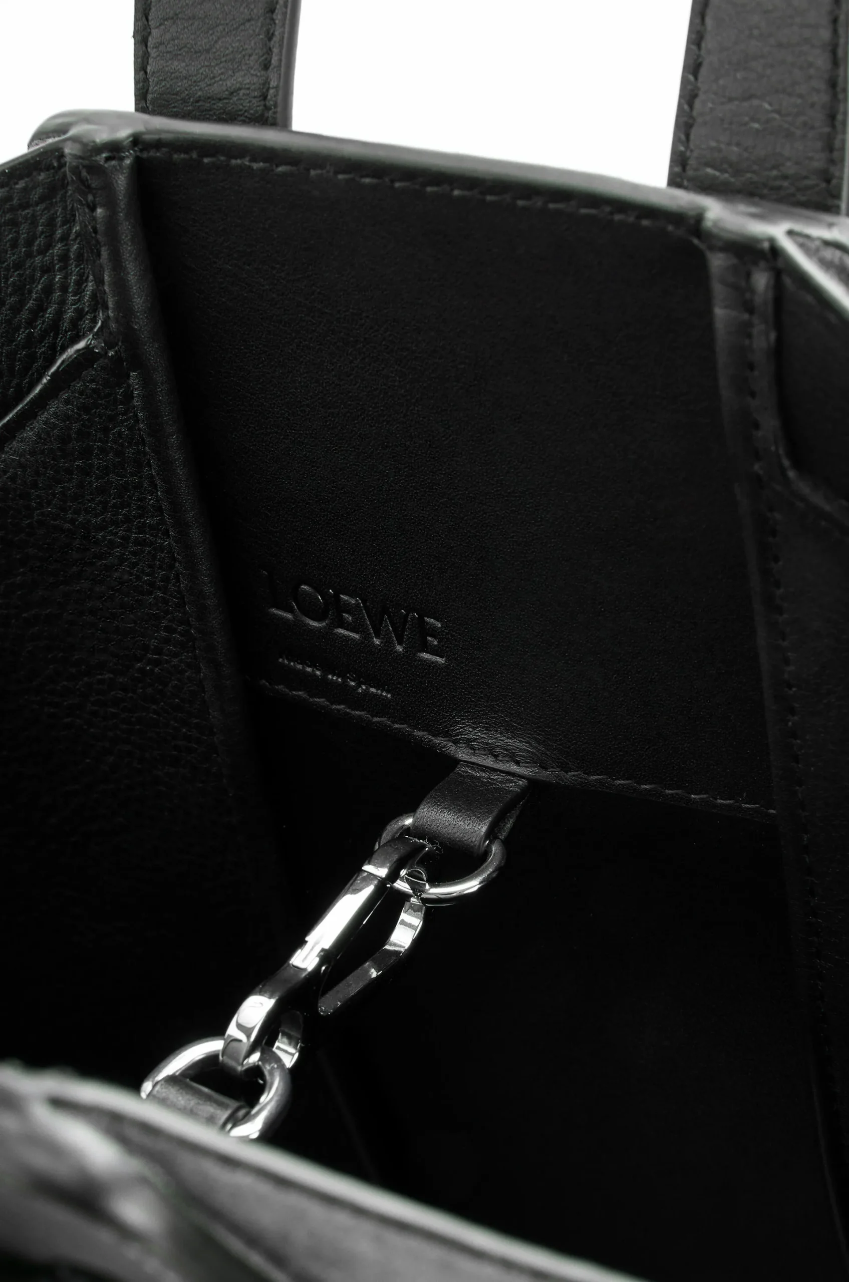 LOEWE-HAMMOCK-TOTE-BAG-IN-CALFSKIN-AND-SUEDE-ANTHRACITE-A538H02X01-1110_5 LOEWE HAMMOCK TOTE BAG IN CALFSKIN AND SUEDE ANTHRACITE A538H02X01 1110 5 scaled