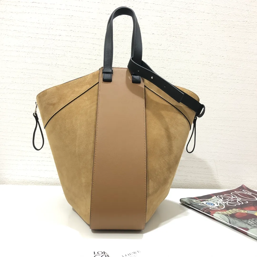 LOEWE-HAMMOCK-TOTE-BAG-IN-CALFSKIN-AND-SUEDE-DARK-GOLD-A538H02X01-3988_3 LOEWE HAMMOCK TOTE BAG IN CALFSKIN AND SUEDE DARK GOLD A538H02X01 3988 3