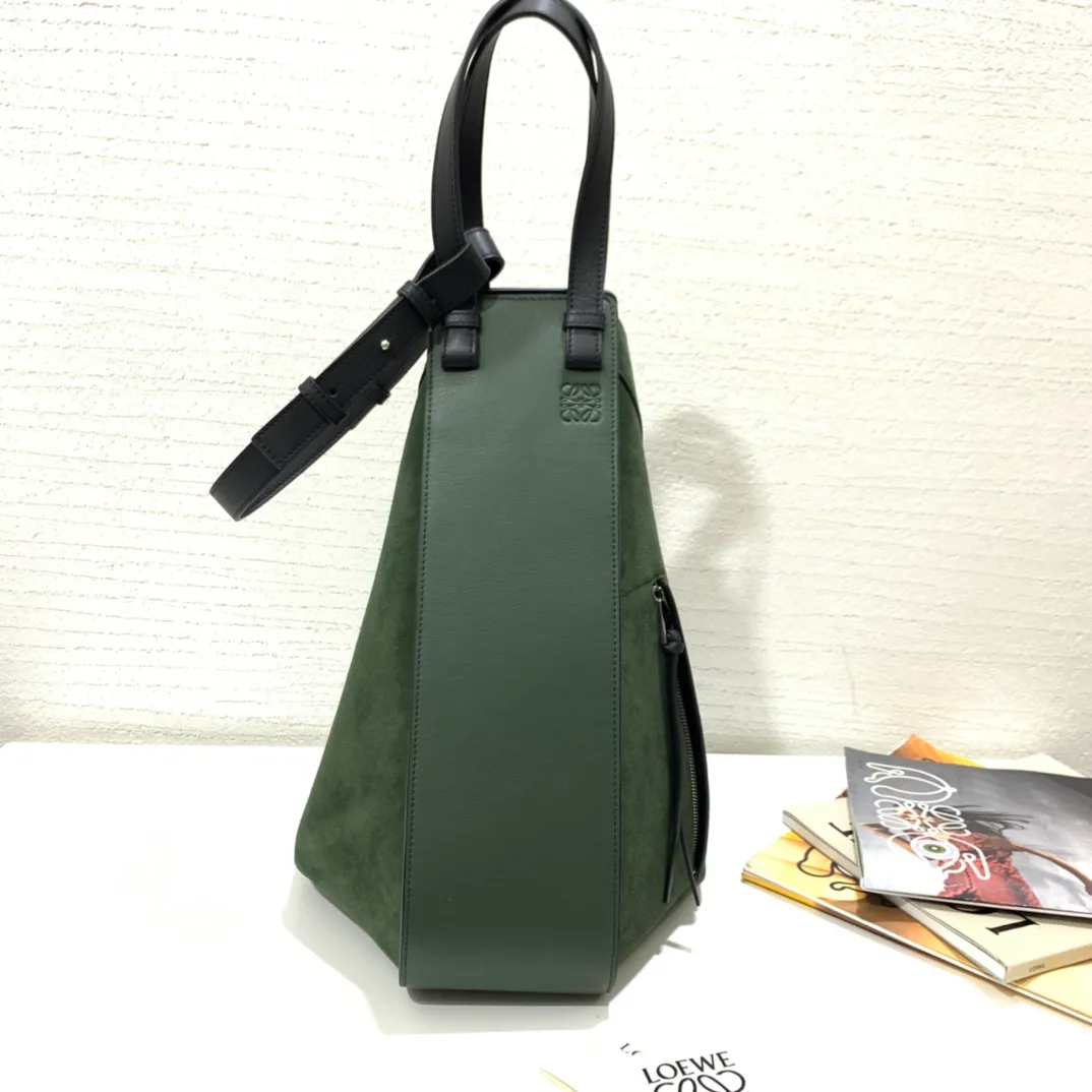 LOEWE-HAMMOCK-TOTE-BAG-IN-CALFSKIN-AND-SUEDE-VINTAGE-KHAKI-A538H02X01-4435_5 LOEWE HAMMOCK TOTE BAG IN CALFSKIN AND SUEDE VINTAGE KHAKI A538H02X01 4435 5