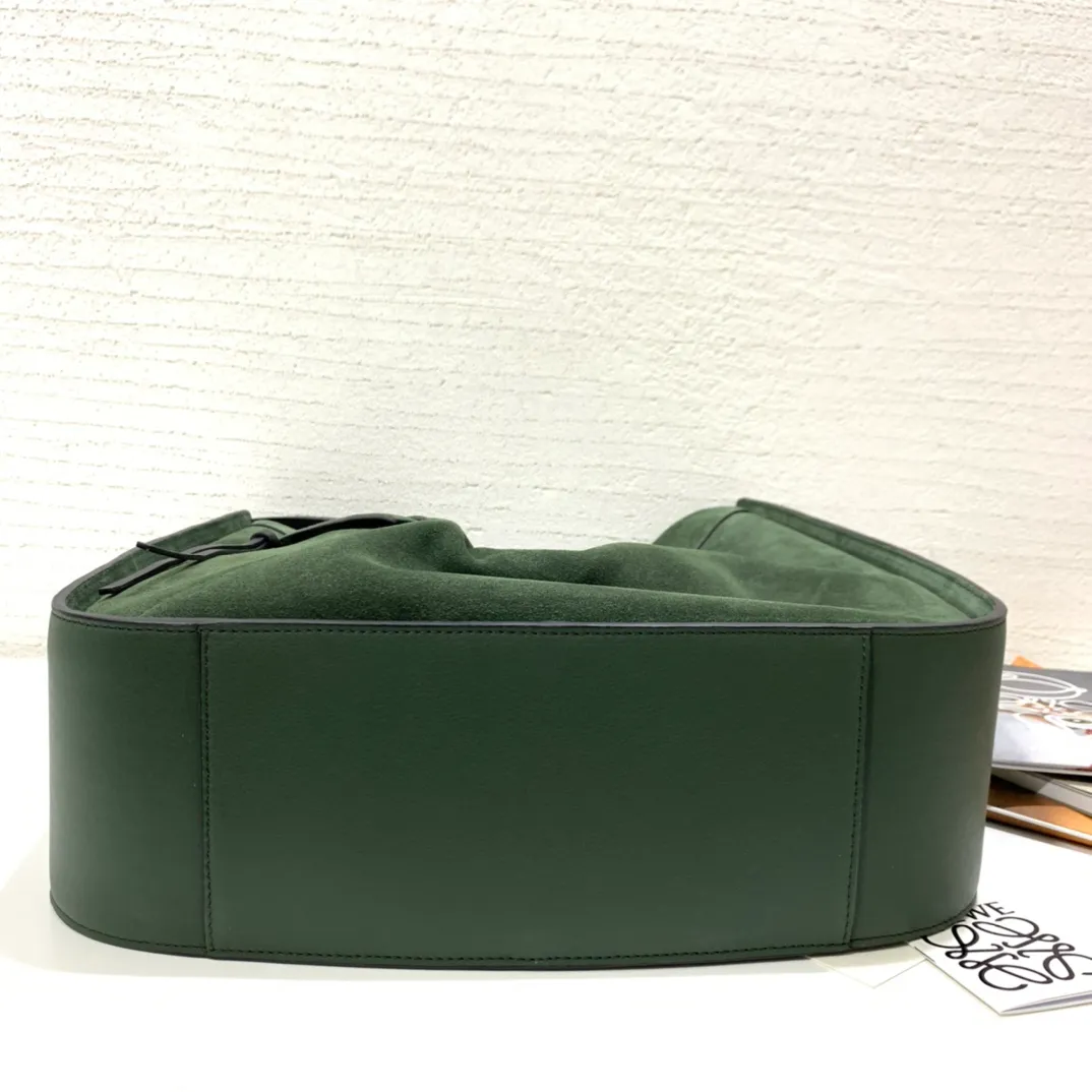 LOEWE-HAMMOCK-TOTE-BAG-IN-CALFSKIN-AND-SUEDE-VINTAGE-KHAKI-A538H02X01-4435_7 LOEWE HAMMOCK TOTE BAG IN CALFSKIN AND SUEDE VINTAGE KHAKI A538H02X01 4435 7