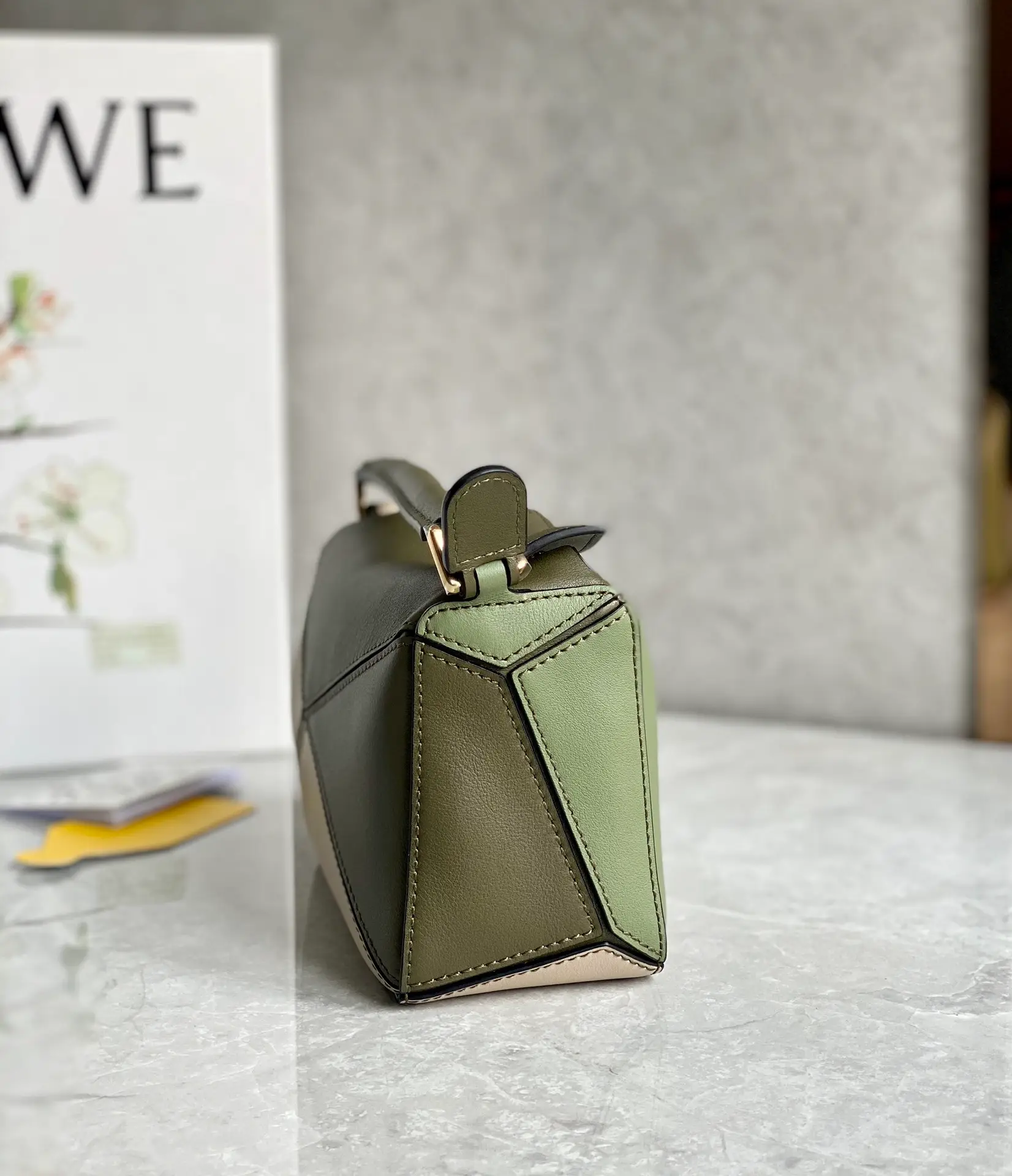LOEWE-MINI-PUZZLE-BAG-CLASSIC-CALFSKIN-AUTUMN-GREEN-LIGHT-OAT-A510U95X34-4366_5 LOEWE MINI PUZZLE BAG CLASSIC CALFSKIN AUTUMN GREEN LIGHT OAT A510U95X34 4366 5