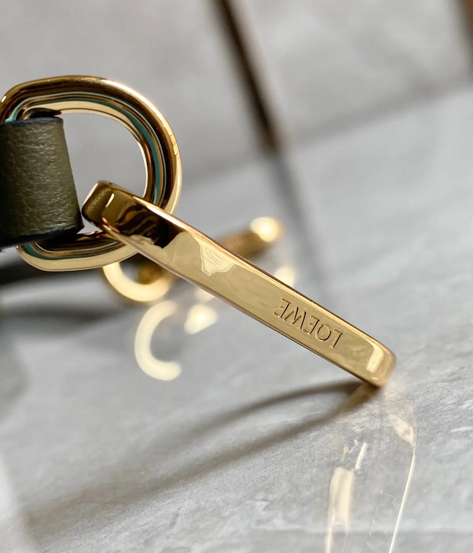 LOEWE-MINI-PUZZLE-BAG-CLASSIC-CALFSKIN-AUTUMN-GREEN-LIGHT-OAT-A510U95X34-4366_9 LOEWE MINI PUZZLE BAG CLASSIC CALFSKIN AUTUMN GREEN LIGHT OAT A510U95X34 4366 9