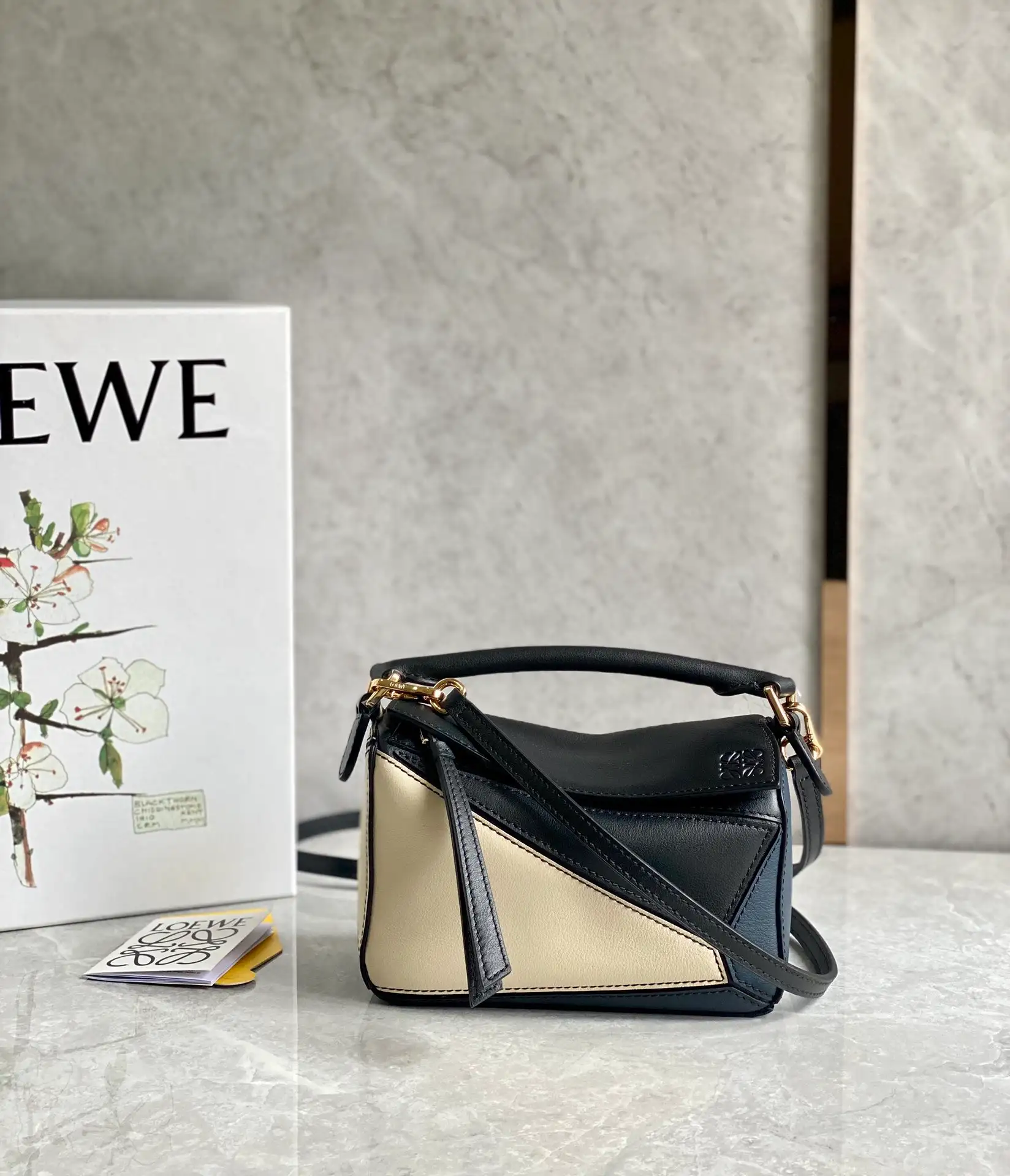 LOEWE-MINI-PUZZLE-BAG-CLASSIC-CALFSKIN-BLACK-ANGORA-A510U95X34-1676_1 LOEWE MINI PUZZLE BAG CLASSIC CALFSKIN BLACK ANGORA A510U95X34 1676 1