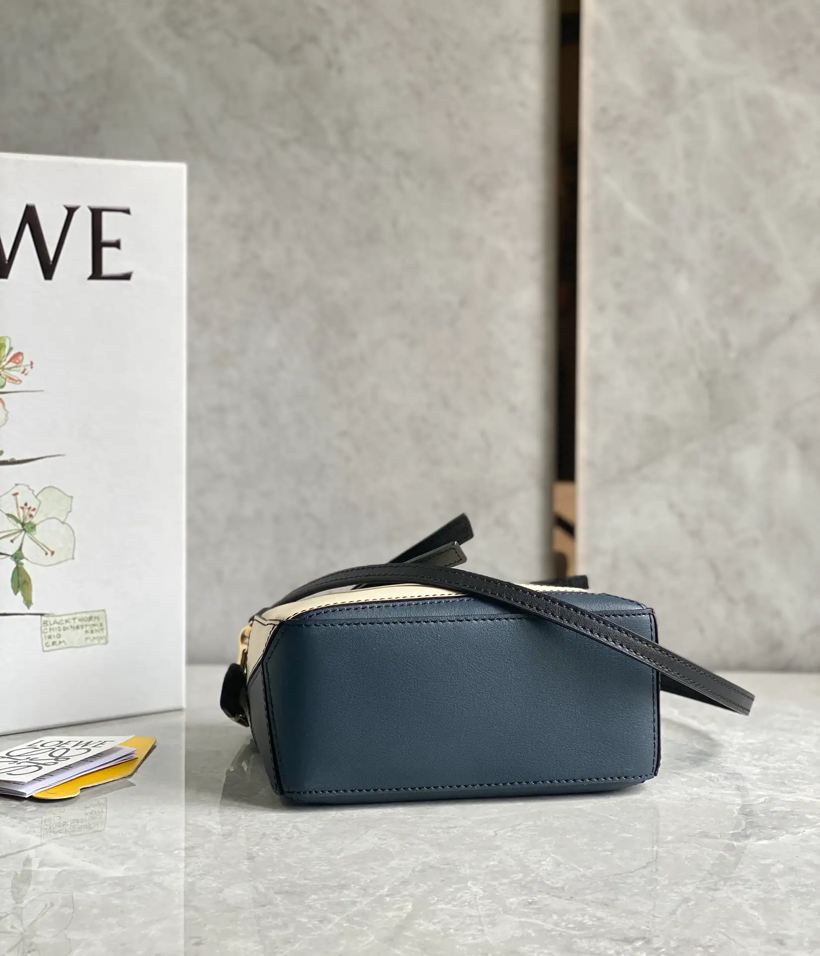 LOEWE-MINI-PUZZLE-BAG-CLASSIC-CALFSKIN-BLACK-ANGORA-A510U95X34-1676_4 LOEWE MINI PUZZLE BAG CLASSIC CALFSKIN BLACK ANGORA A510U95X34 1676 4