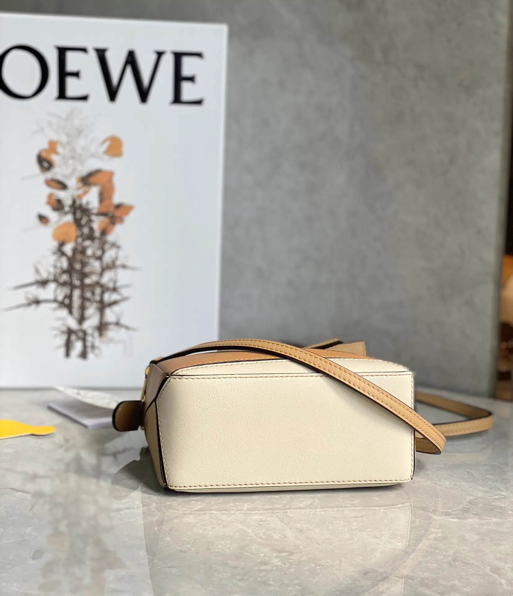 LOEWE-MINI-PUZZLE-BAG-CLASSIC-CALFSKIN-DUNE-WARM-DESERT-A510U95X34-2451_5 LOEWE MINI PUZZLE BAG CLASSIC CALFSKIN DUNE WARM DESERT A510U95X34 2451 5