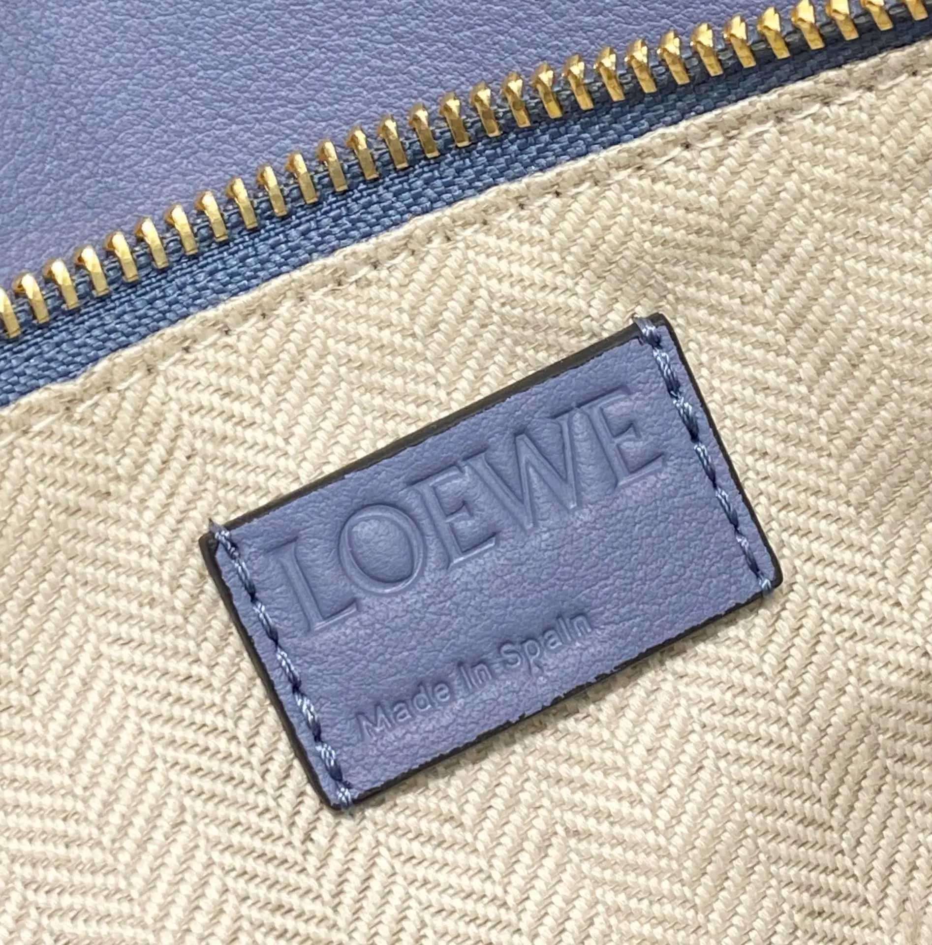 LOEWE-MINI-PUZZLE-BAG-IN-CLASSIC-CALFSKIN-ATLANTIC-BLUE-322.30.U95-6919_8 LOEWE MINI PUZZLE BAG IN CLASSIC CALFSKIN ATLANTIC BLUE 322.30.U95 6919 8