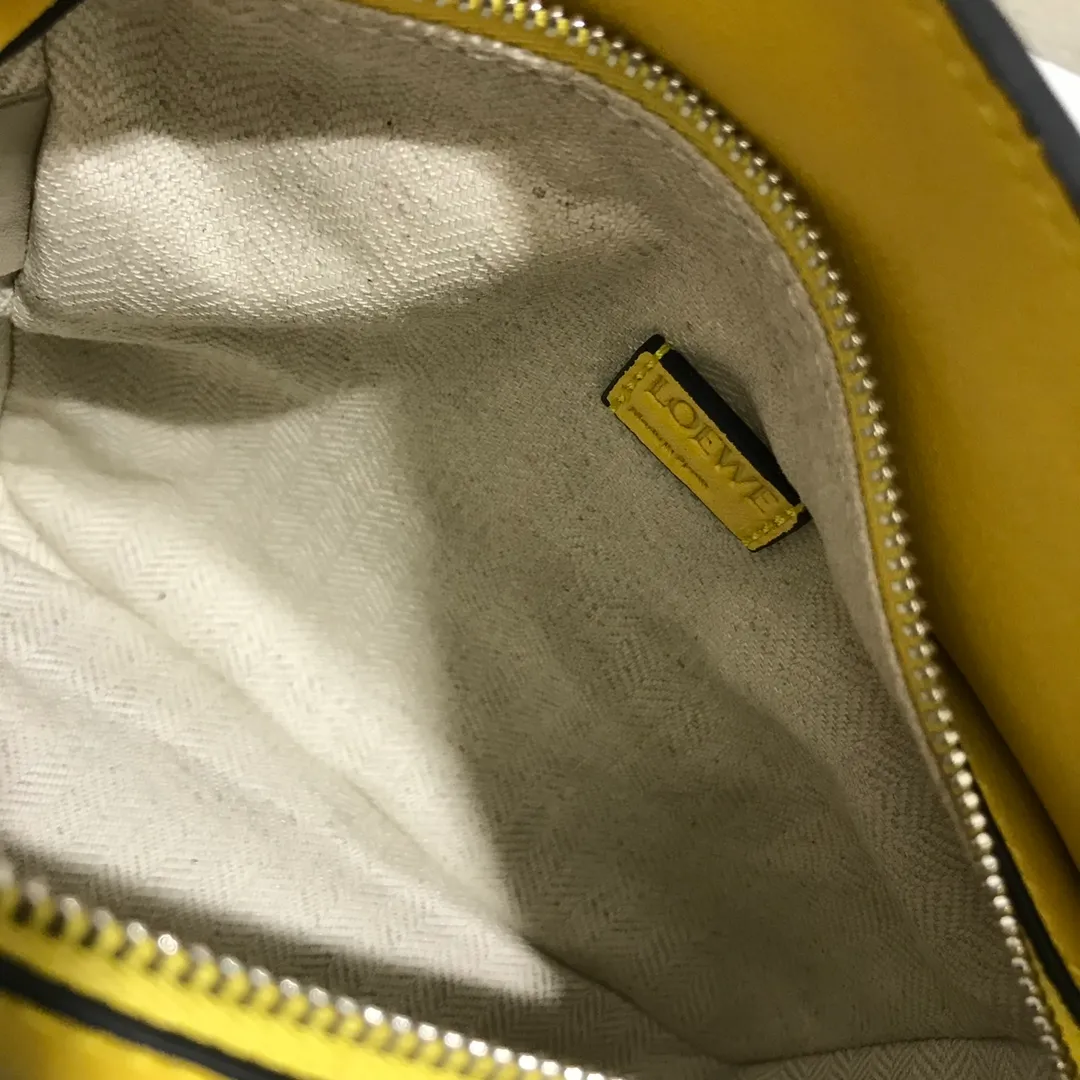 LOEWE-MINI-PUZZLE-BAG-IN-CLASSIC-CALFSKIN-LIME-YELLOW-322.30.U95-4801_8 LOEWE MINI PUZZLE BAG IN CLASSIC CALFSKIN LIME YELLOW 322.30.U95 4801 8 1