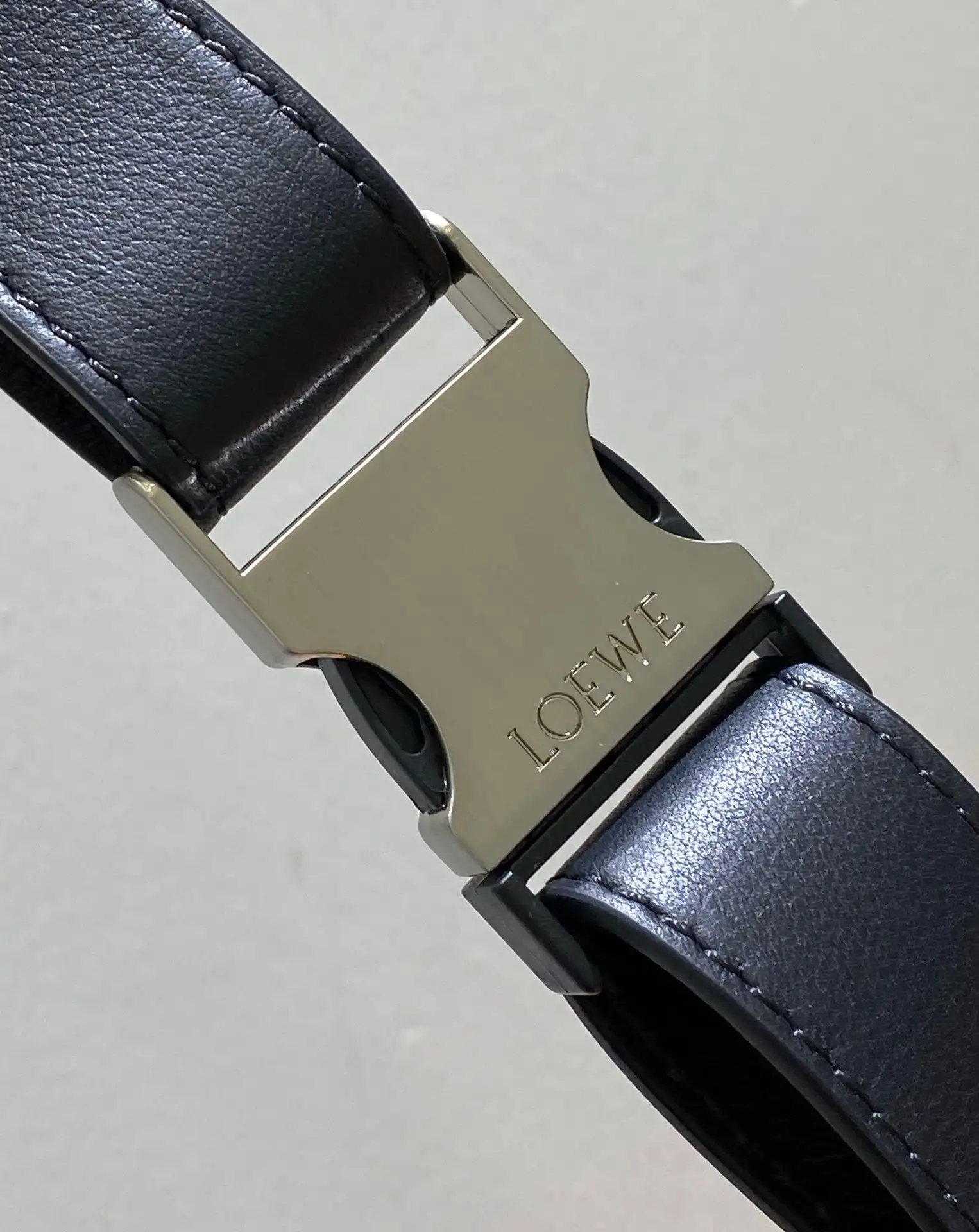 LOEWE-MINI-PUZZLE-BUMBAG-CLASSIC-CALFSKIN-BLACK-B510U89X02-1100_7 LOEWE MINI PUZZLE BUMBAG CLASSIC CALFSKIN BLACK B510U89X02 1100 7