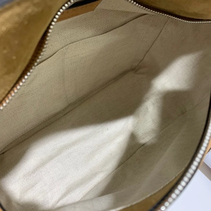 LOEWE-PUZZLE-EDGE-BAG-IN-NAPPA-CALFSKIN-WARM-DESERT-A510P49X01-2586_8 LOEWE PUZZLE EDGE BAG IN NAPPA CALFSKIN WARM DESERT A510P49X01 2586 8