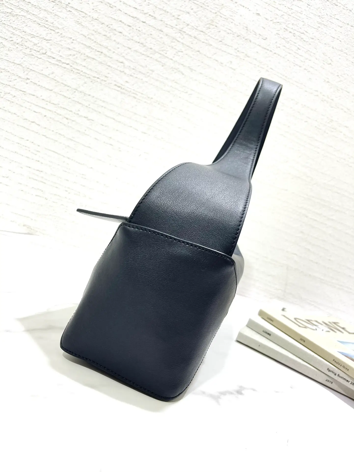 LOEWE-PUZZLE-HOBO-BAG-IN-NAPPA-CALFSKIN-BLACK-A510J67X01-1100_9 LOEWE PUZZLE HOBO BAG IN NAPPA CALFSKIN BLACK A510J67X01 1100 9