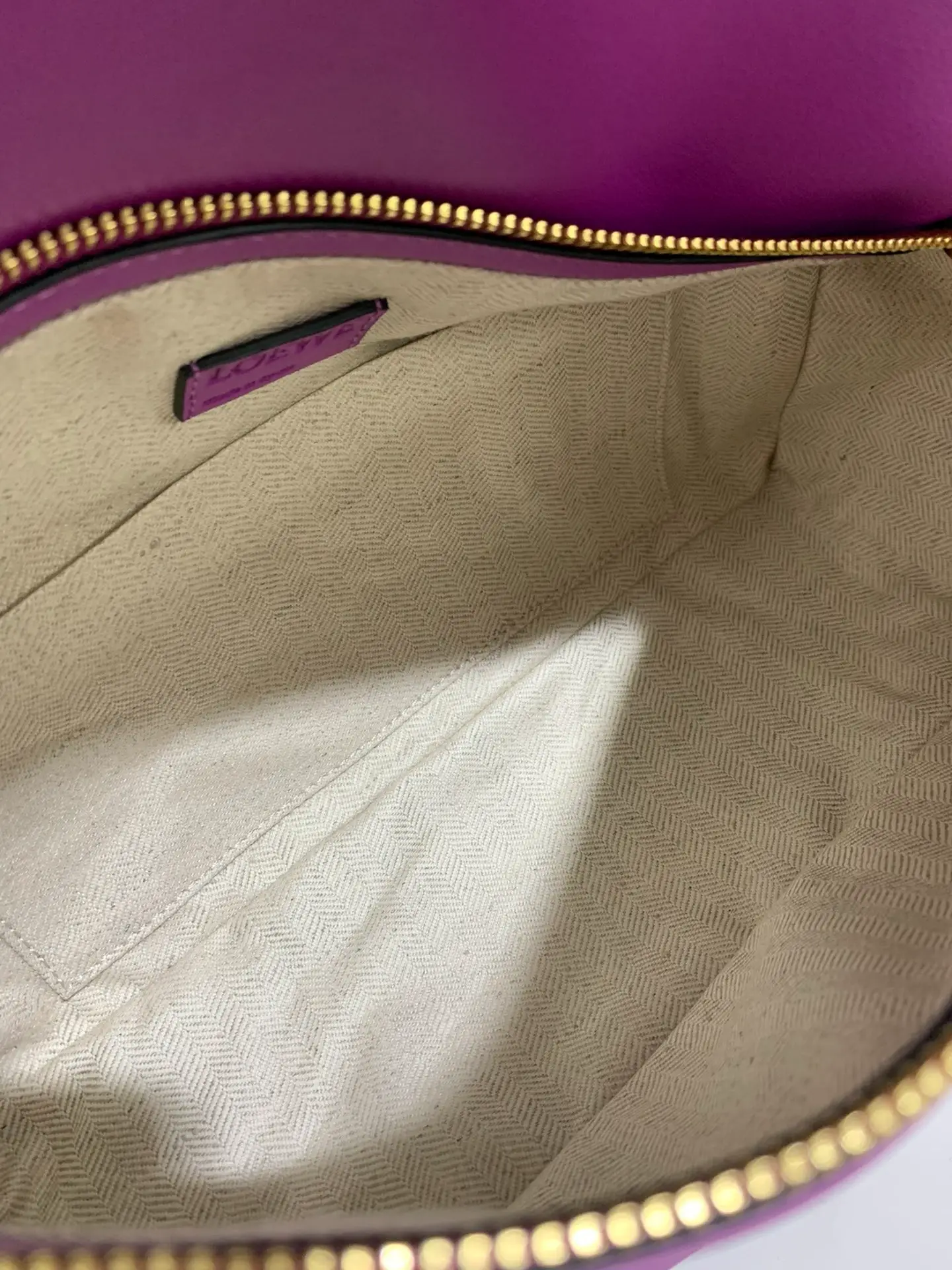 LOEWE-PUZZLE-HOBO-BAG-IN-NAPPA-CALFSKIN-BRIGHT-PURPLE-A510J67X01-6450_7 LOEWE PUZZLE HOBO BAG IN NAPPA CALFSKIN BRIGHT PURPLE A510J67X01 6450 7