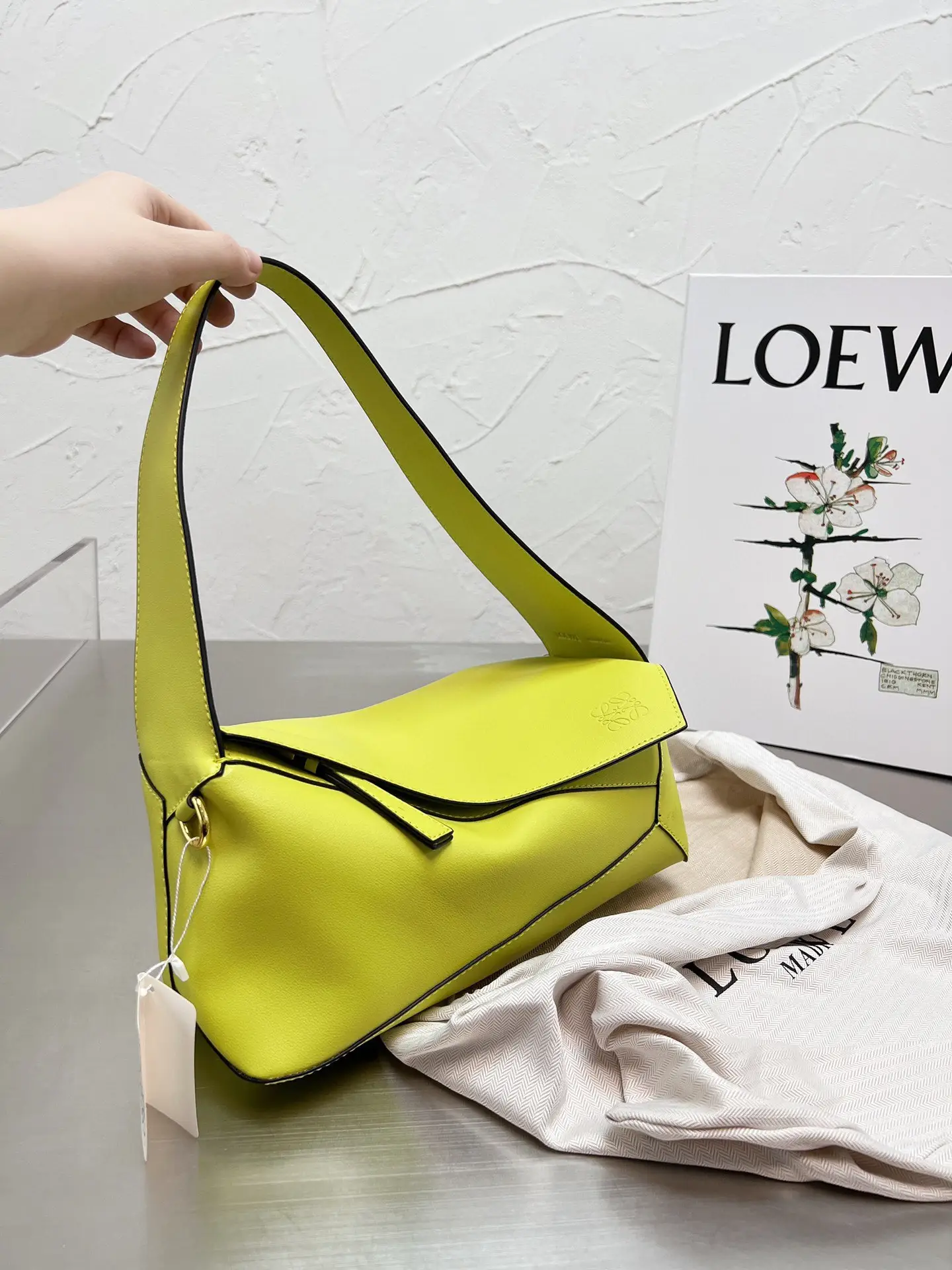 LOEWE-PUZZLE-HOBO-BAG-IN-NAPPA-CALFSKIN-LIME-YELLOW-A510J67X01-4801_2 LOEWE PUZZLE HOBO BAG IN NAPPA CALFSKIN LIME YELLOW A510J67X01 4801 2