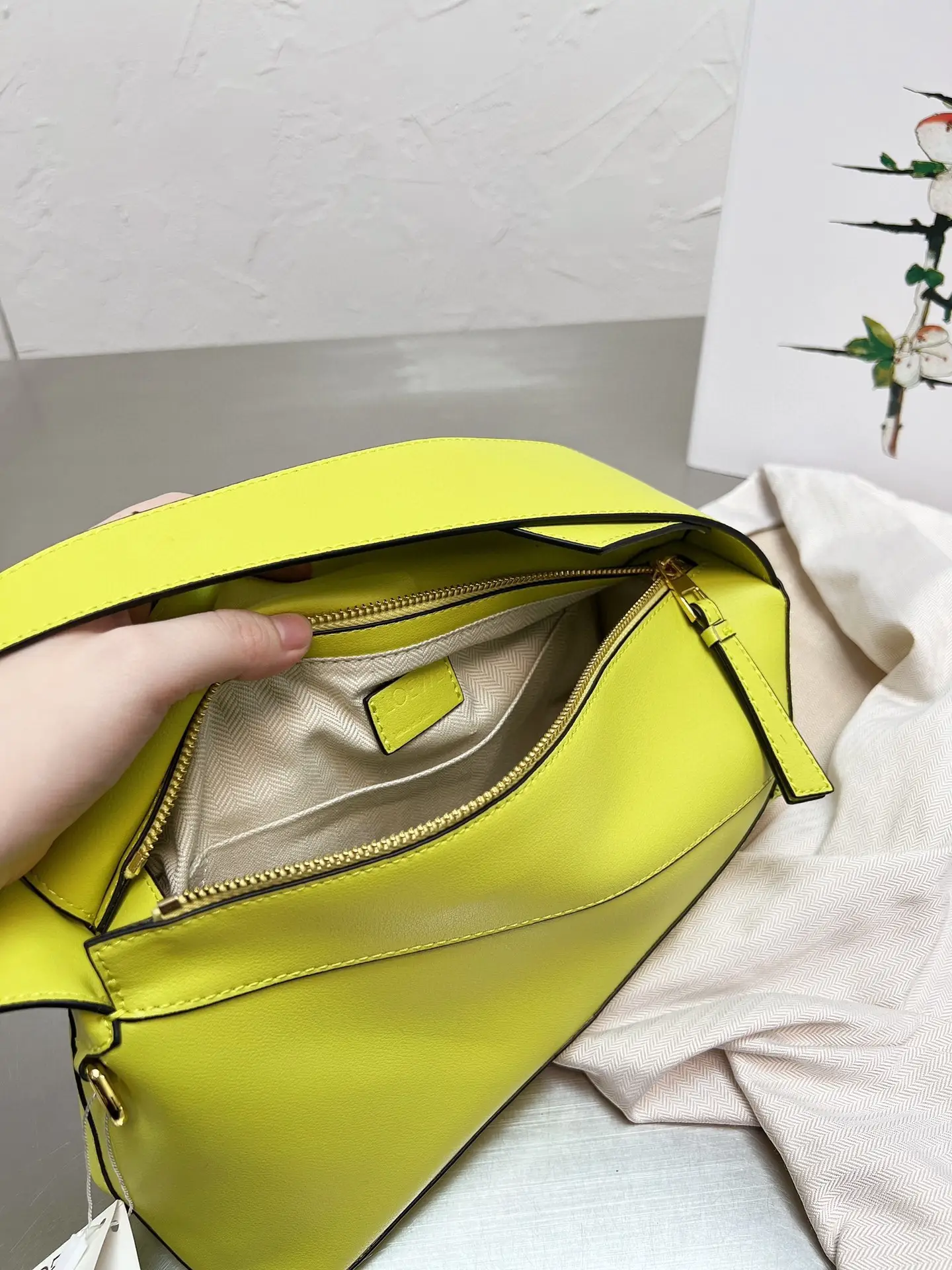 LOEWE-PUZZLE-HOBO-BAG-IN-NAPPA-CALFSKIN-LIME-YELLOW-A510J67X01-4801_7 LOEWE PUZZLE HOBO BAG IN NAPPA CALFSKIN LIME YELLOW A510J67X01 4801 7