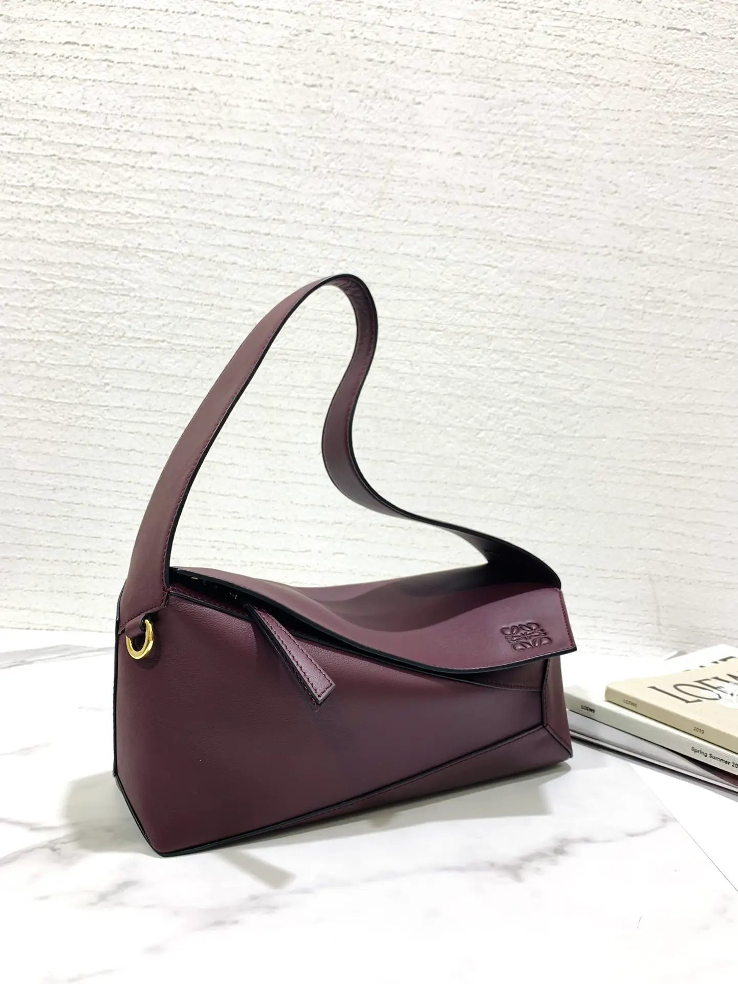 LOEWE-PUZZLE-HOBO-BAG-IN-NAPPA-CALFSKIN-PRUNE-A510J67X01-6170_3 LOEWE PUZZLE HOBO BAG IN NAPPA CALFSKIN PRUNE A510J67X01 6170 3